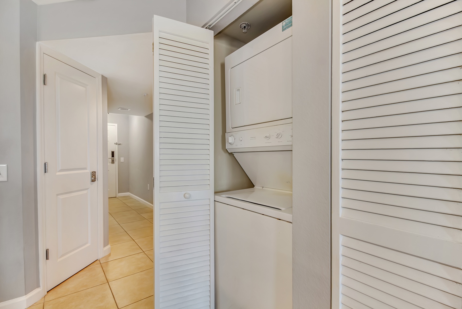 In Unit Washer/Dryer