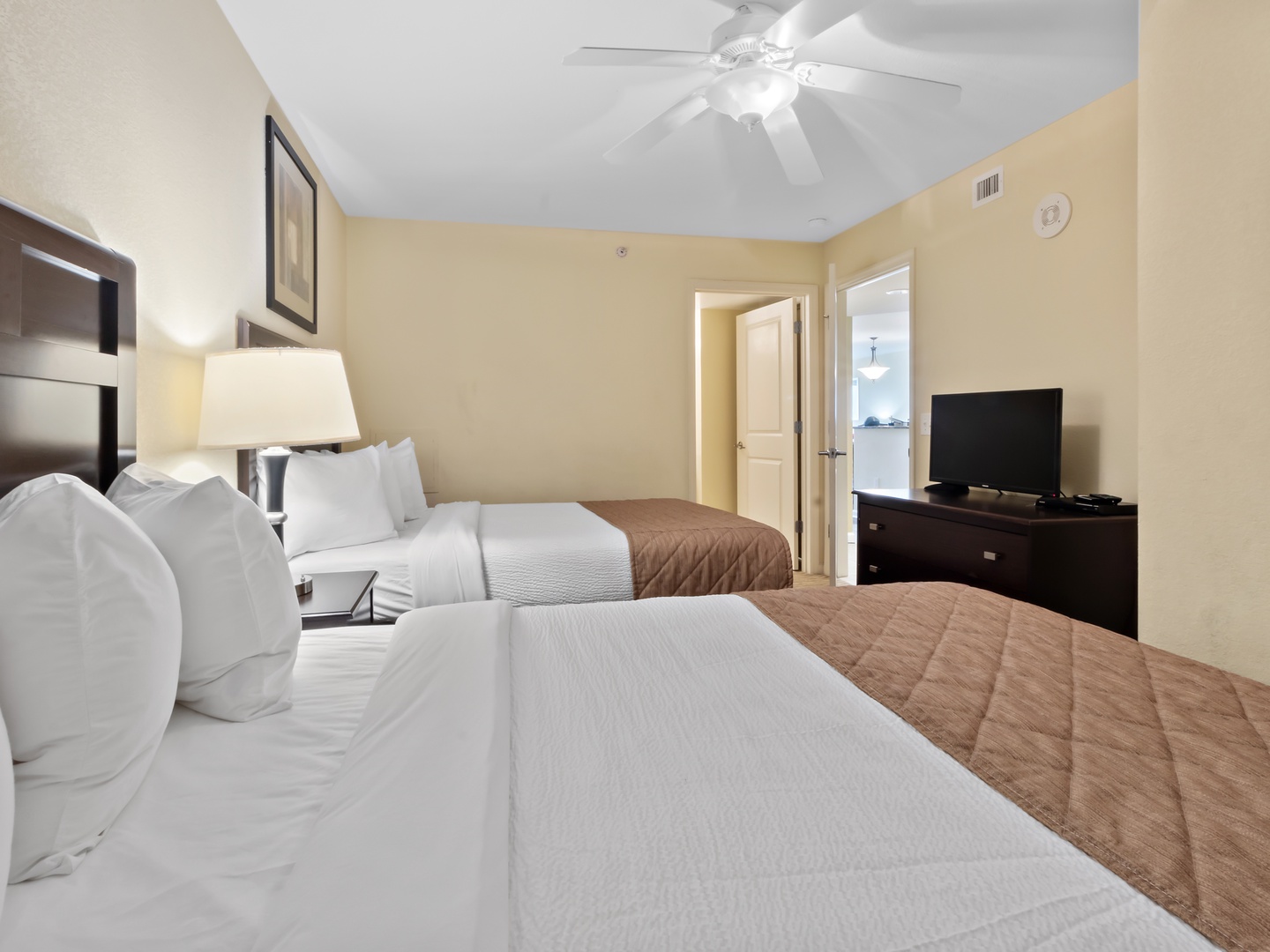 Double Queen Bedroom