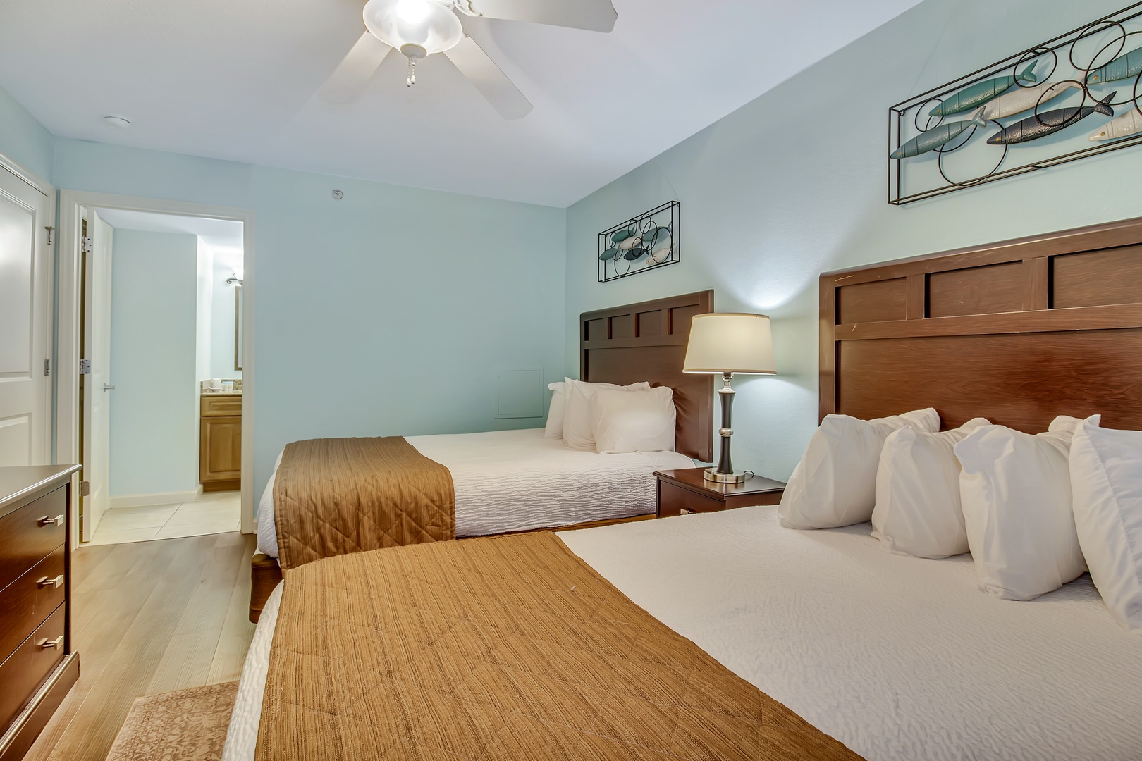 Double Queen Guest Room