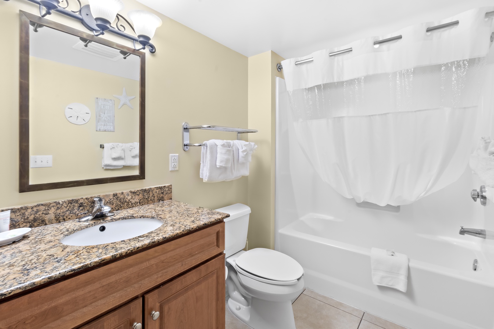 Double Queen Bathroom