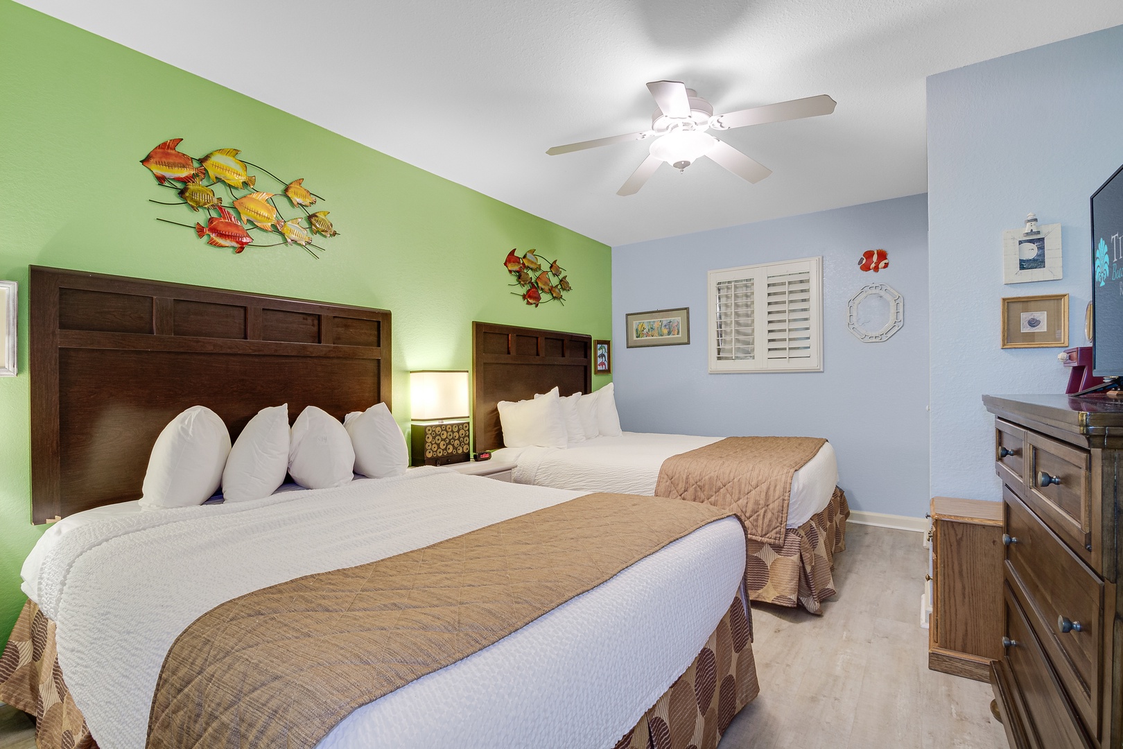 Double Queen Bedroom