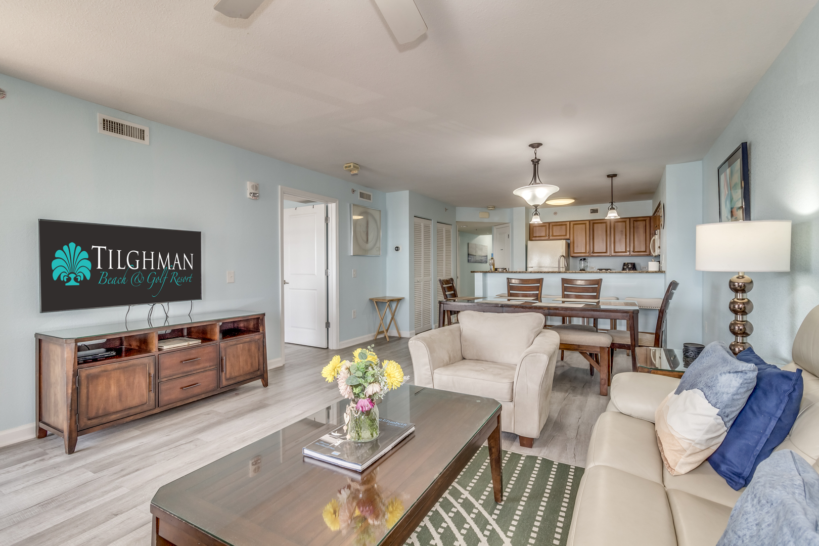 Living and Dining Area