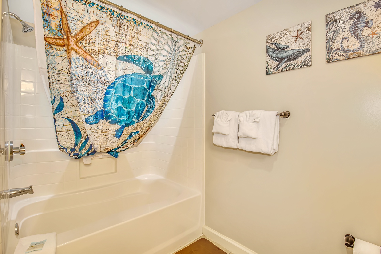 Primary Bathroom Tub