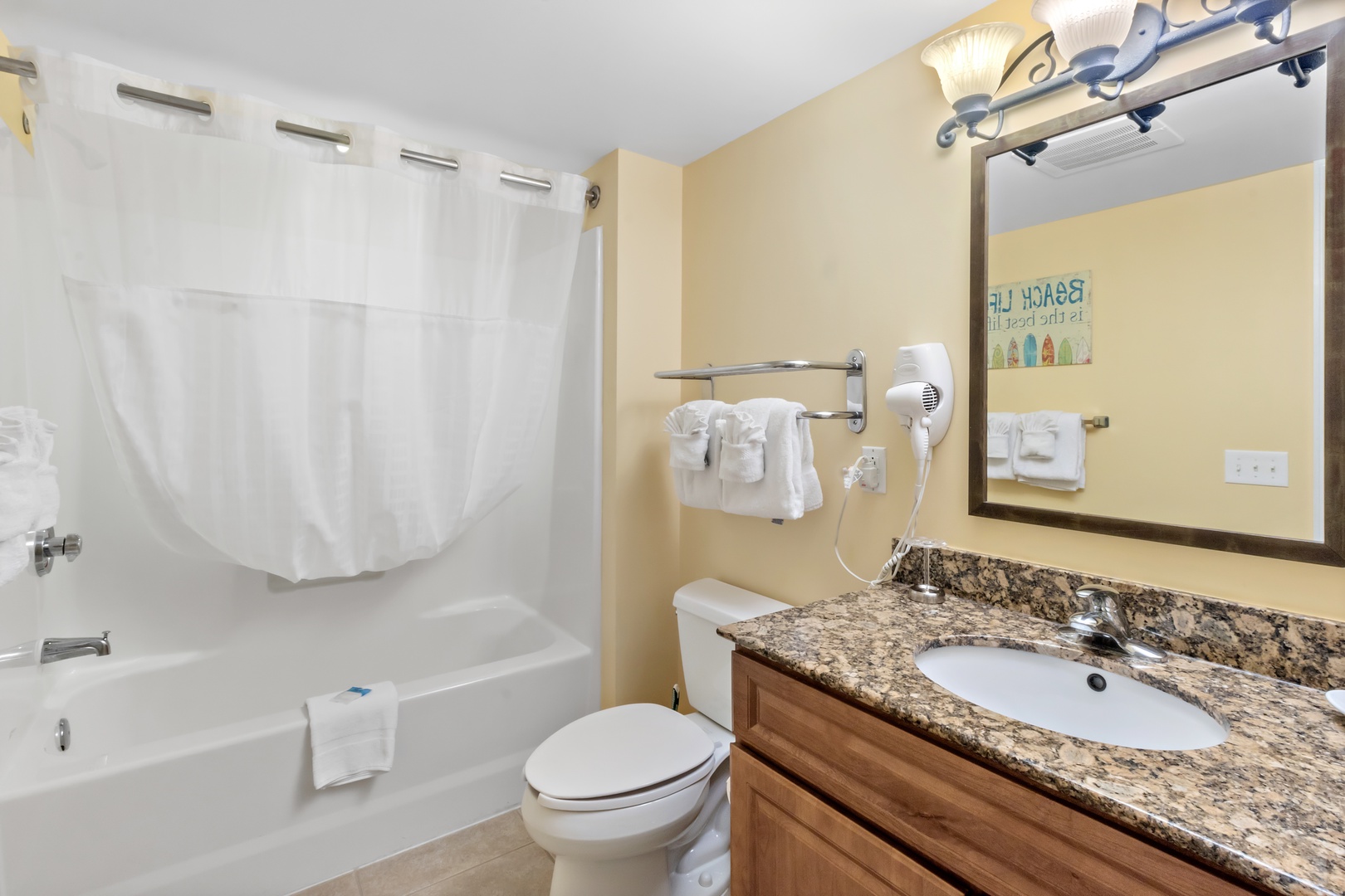 Double Queen Bathroom