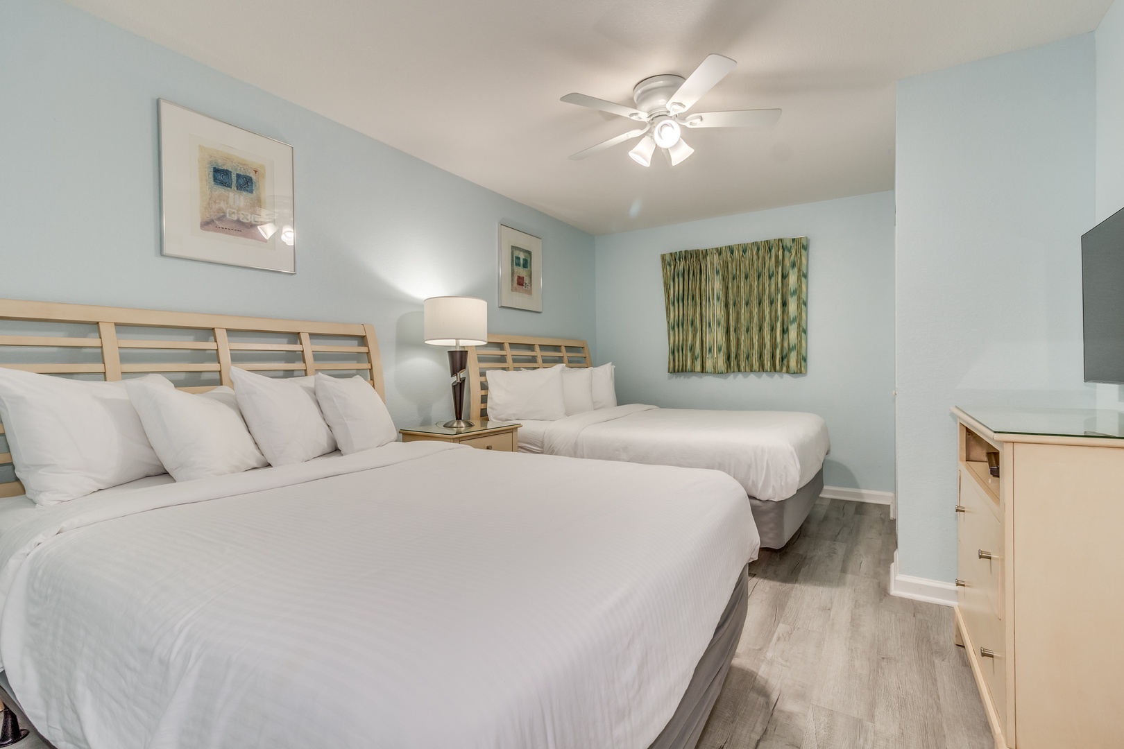 Double Queen Bedroom