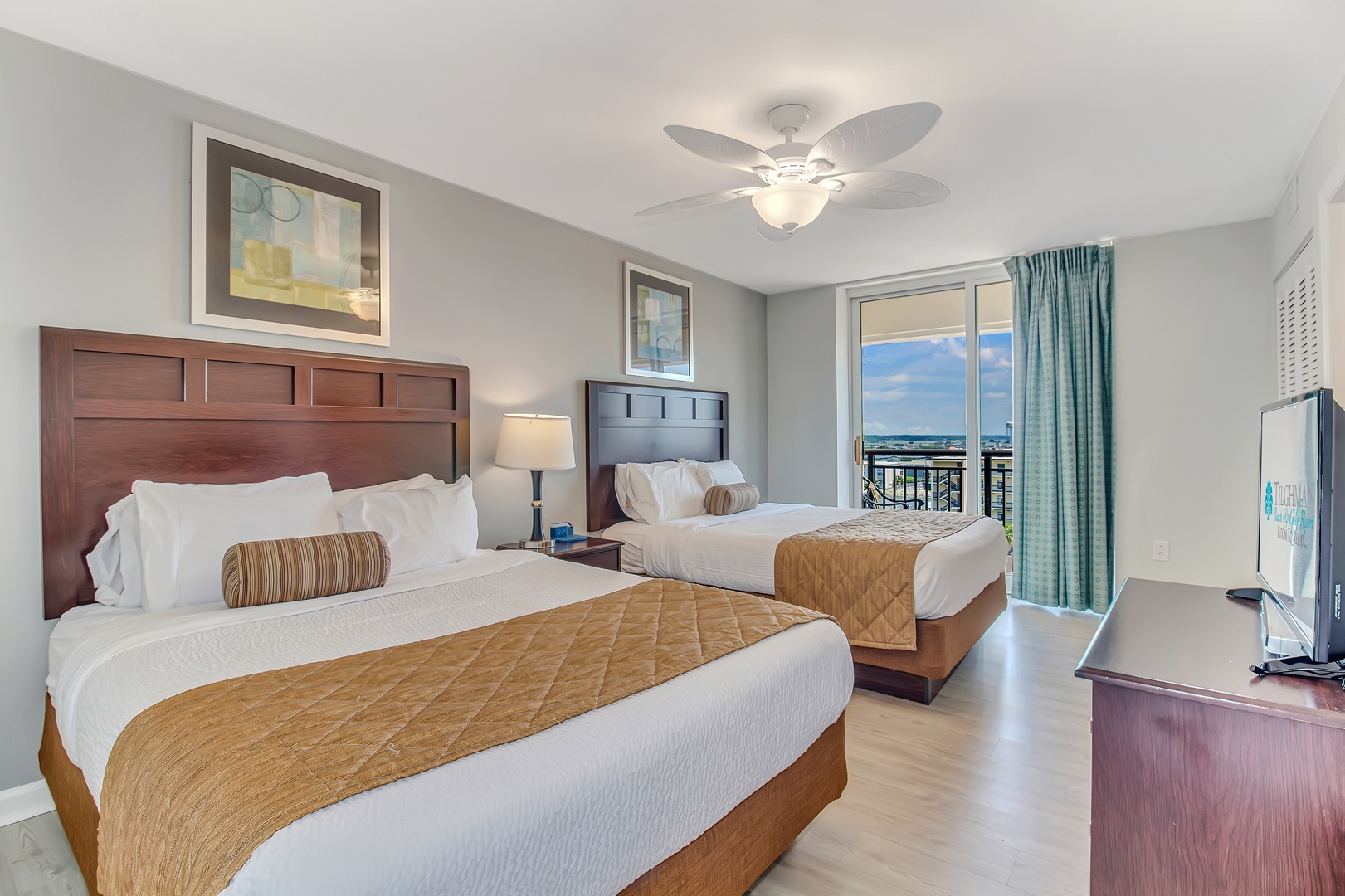 Double Queen Bedroom