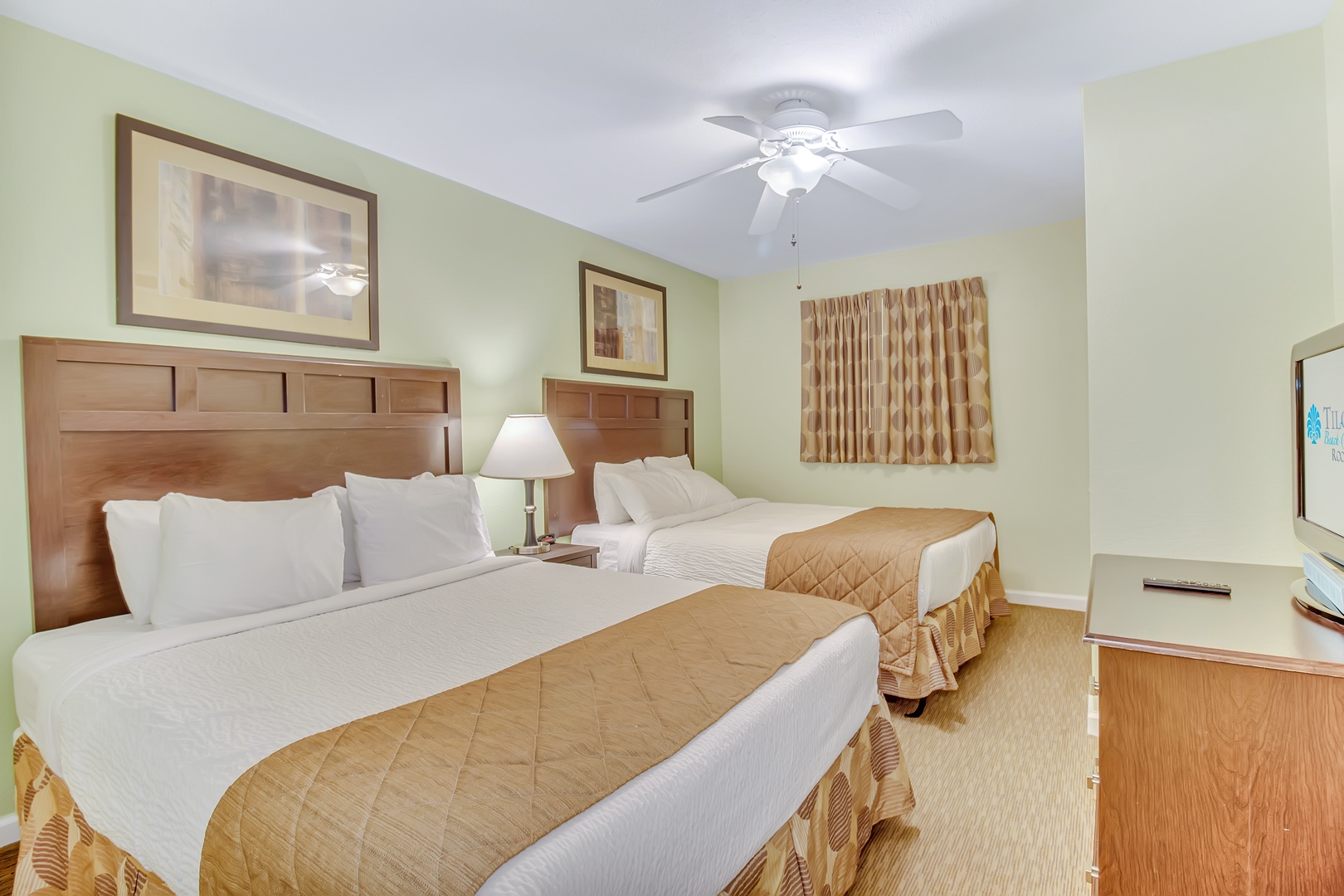 Double Queen Bedroom