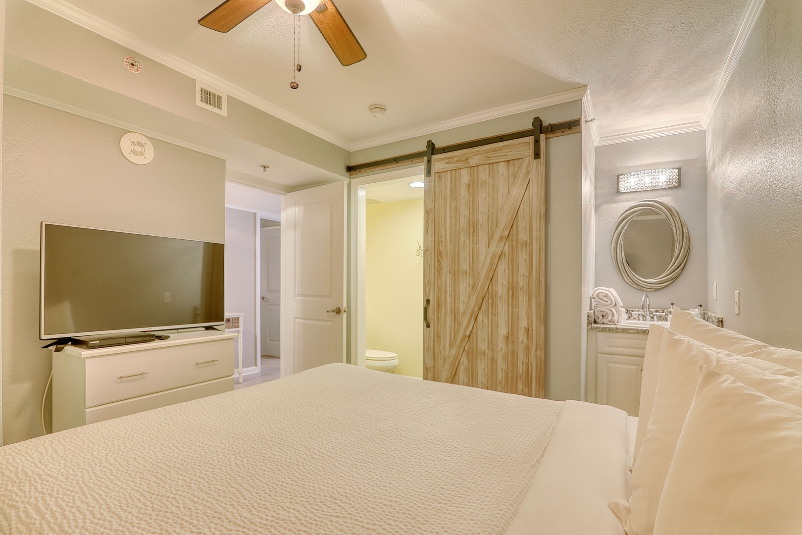 Guest Bedroom 1