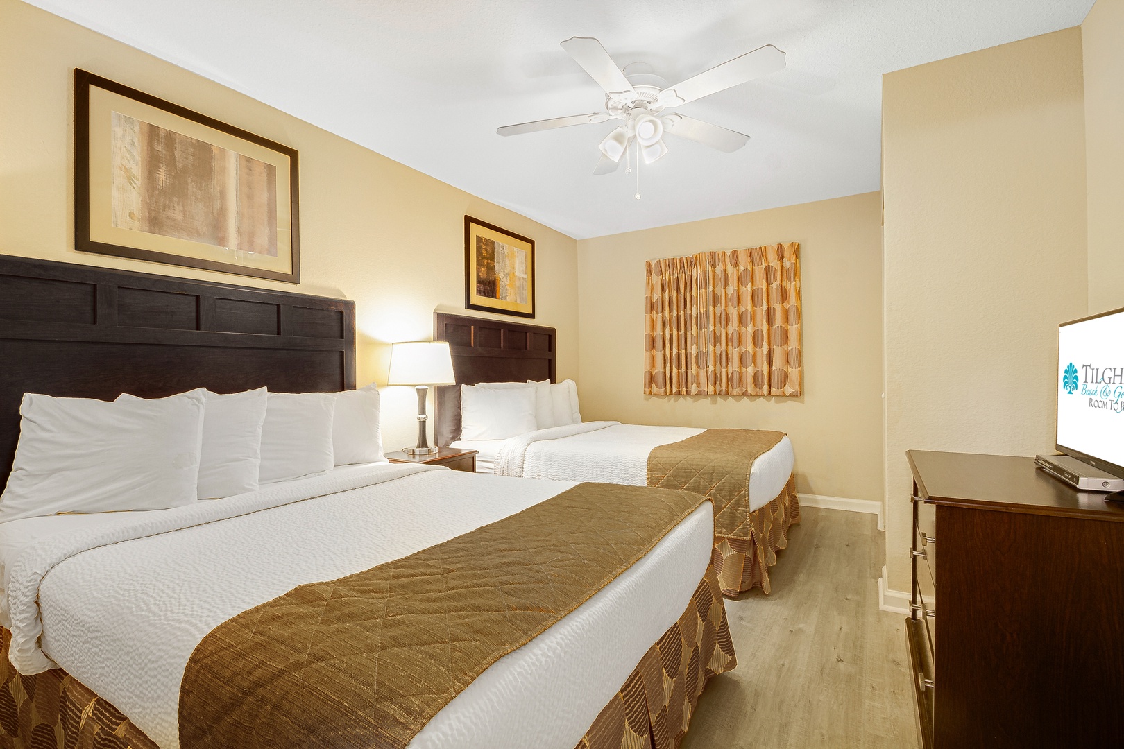 Double Queen Bedroom