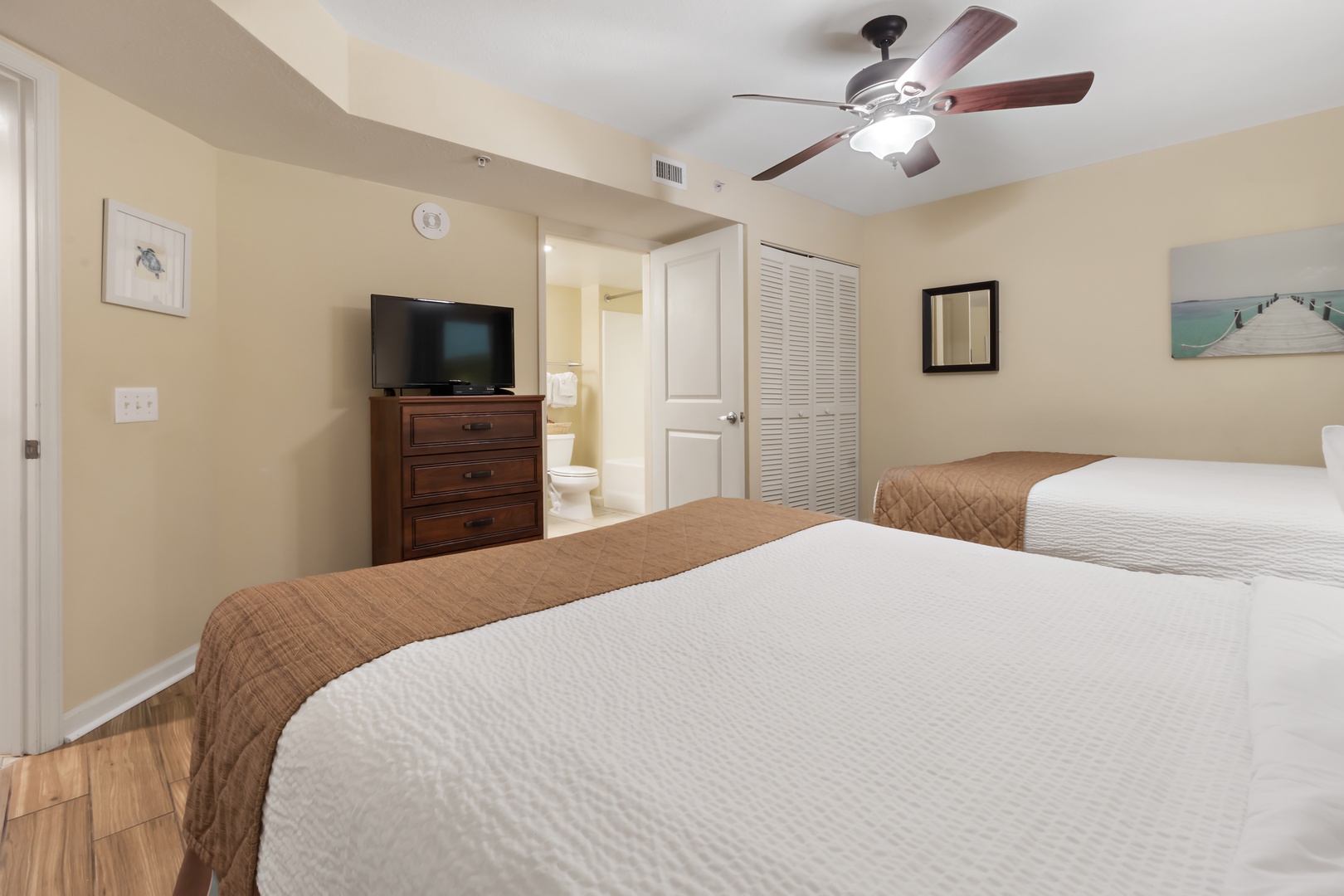 Double Queen Bedroom