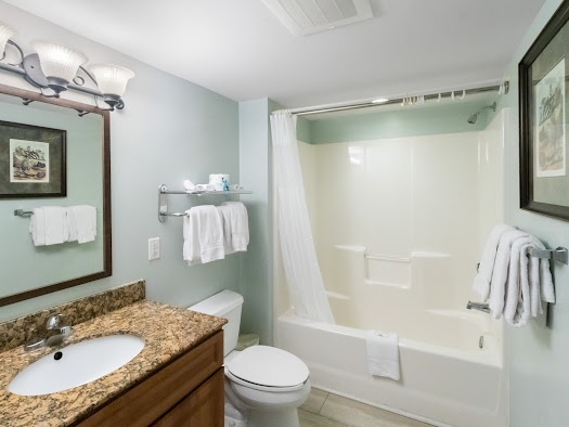 Double Bedroom Bathroom