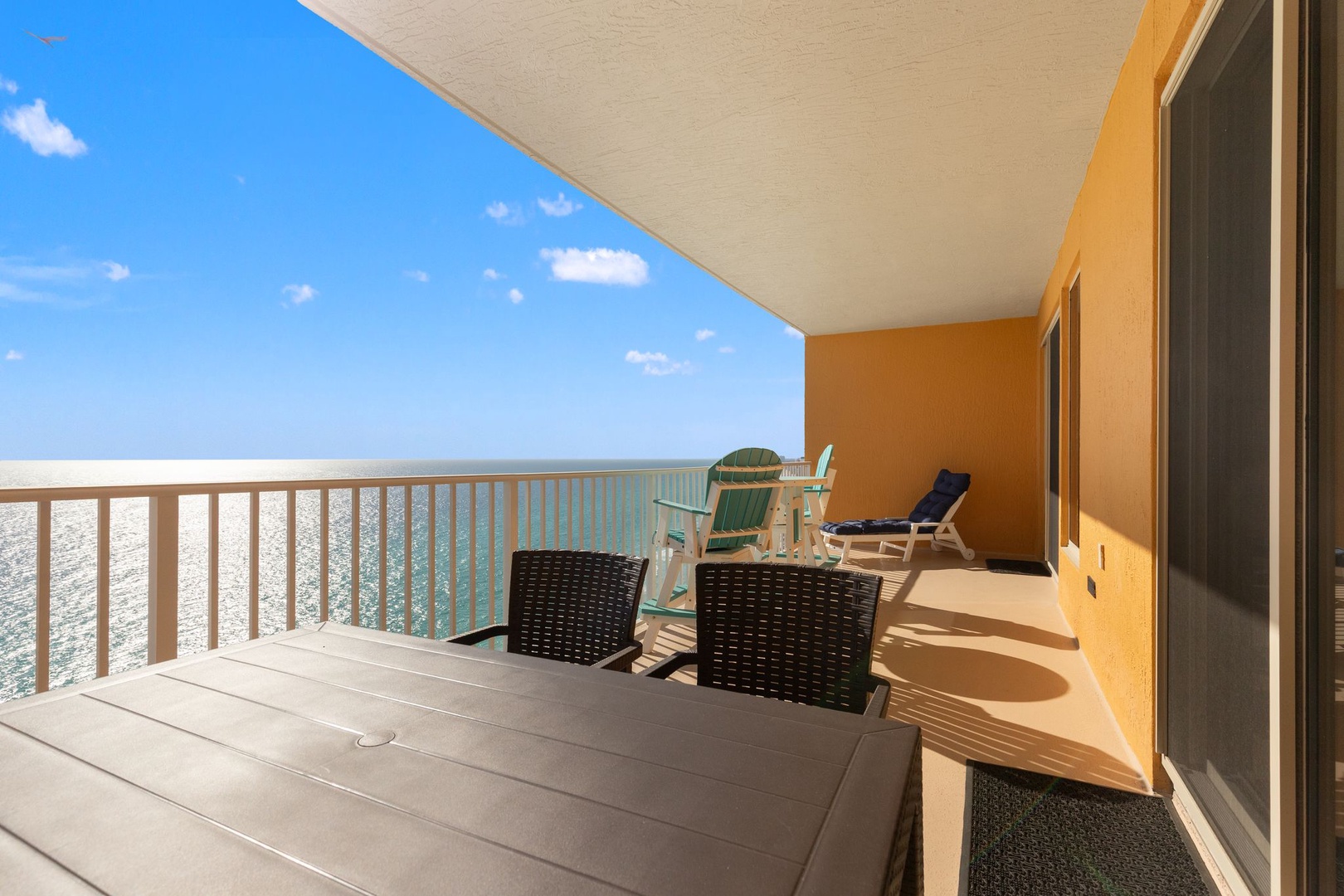 5004 Thomas Dr, Panama City Beach, FL 32408, USA 2210 26