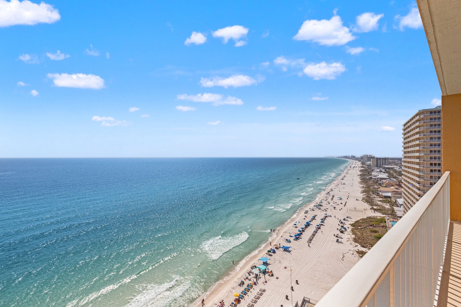 5004 Thomas Dr, Panama City Beach, FL 32408, USA 1606 25