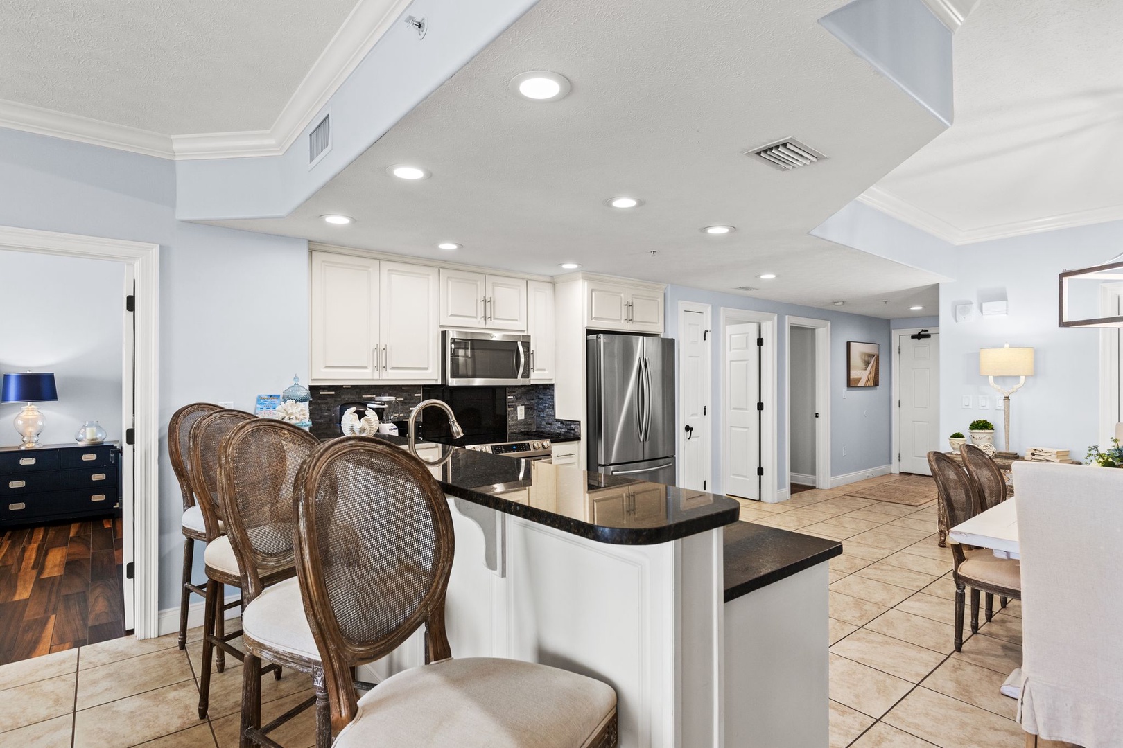 5004 Thomas Dr, Panama City Beach, FL 32408, USA 1203 25