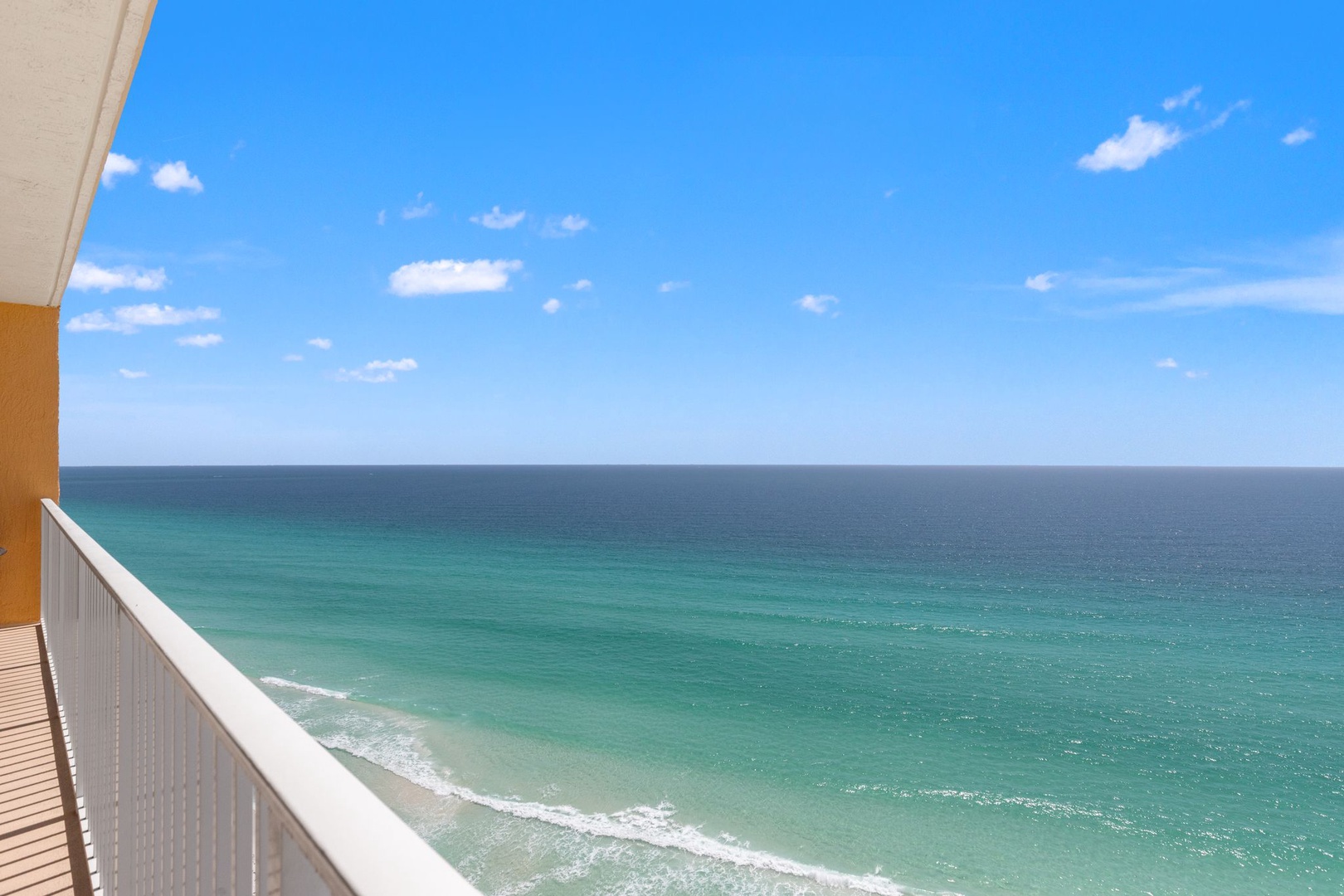 5004 Thomas Dr, Panama City Beach, FL 32408, USA 1807 23