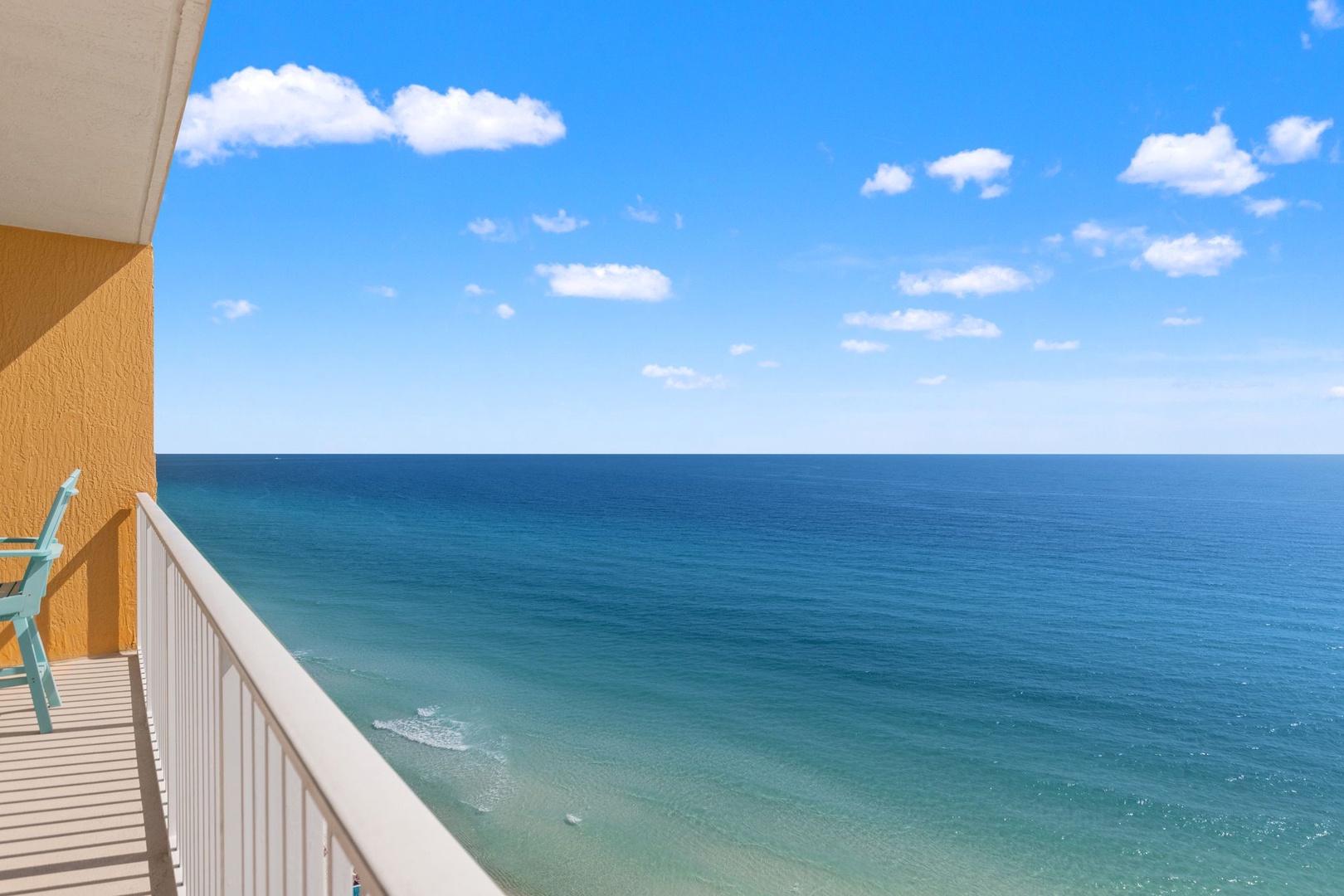 5004 Thomas Dr, Panama City Beach, FL 32408, USA 1606 27