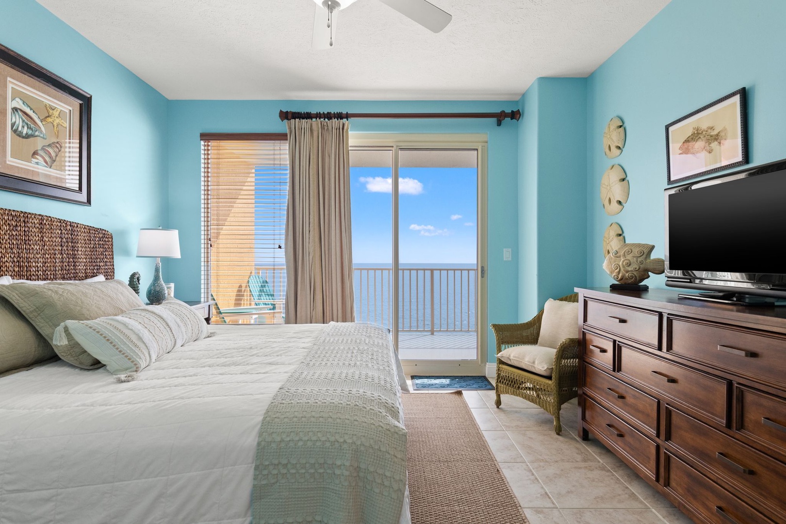 Wake up to soft ocean breezes and stunning sea views from your private balcony. This serene retreat features coastal décor, a plush bed, and all the comforts you need for a perfect beach escape.