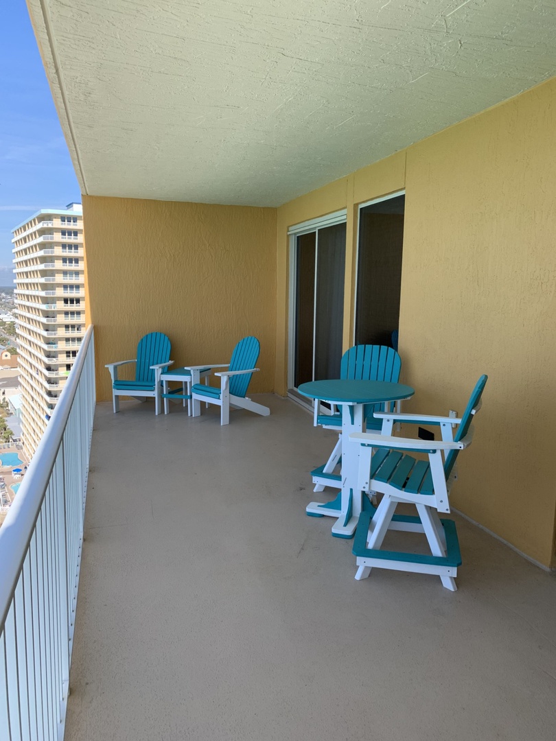 1806 Balcony 2