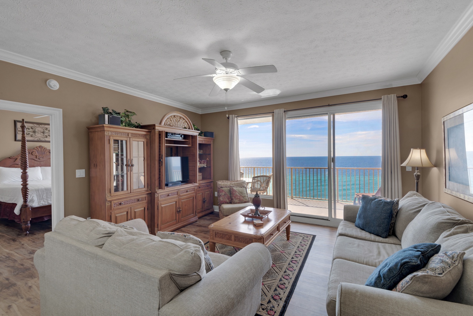 Pet Friendly Condos Panama City Beach - Dog Friendly Condos PCB | Treasure Island Resort