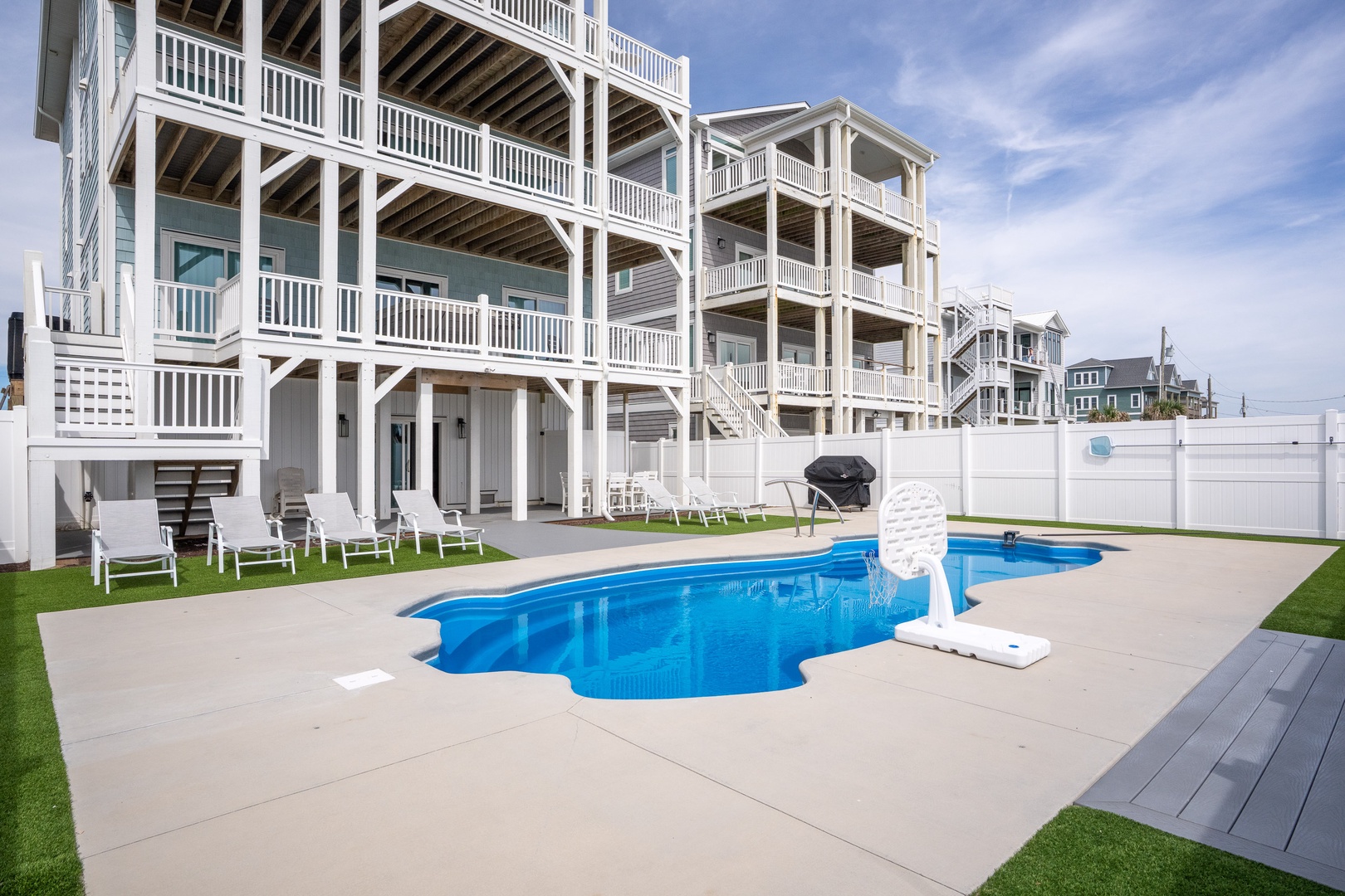 Pool and house