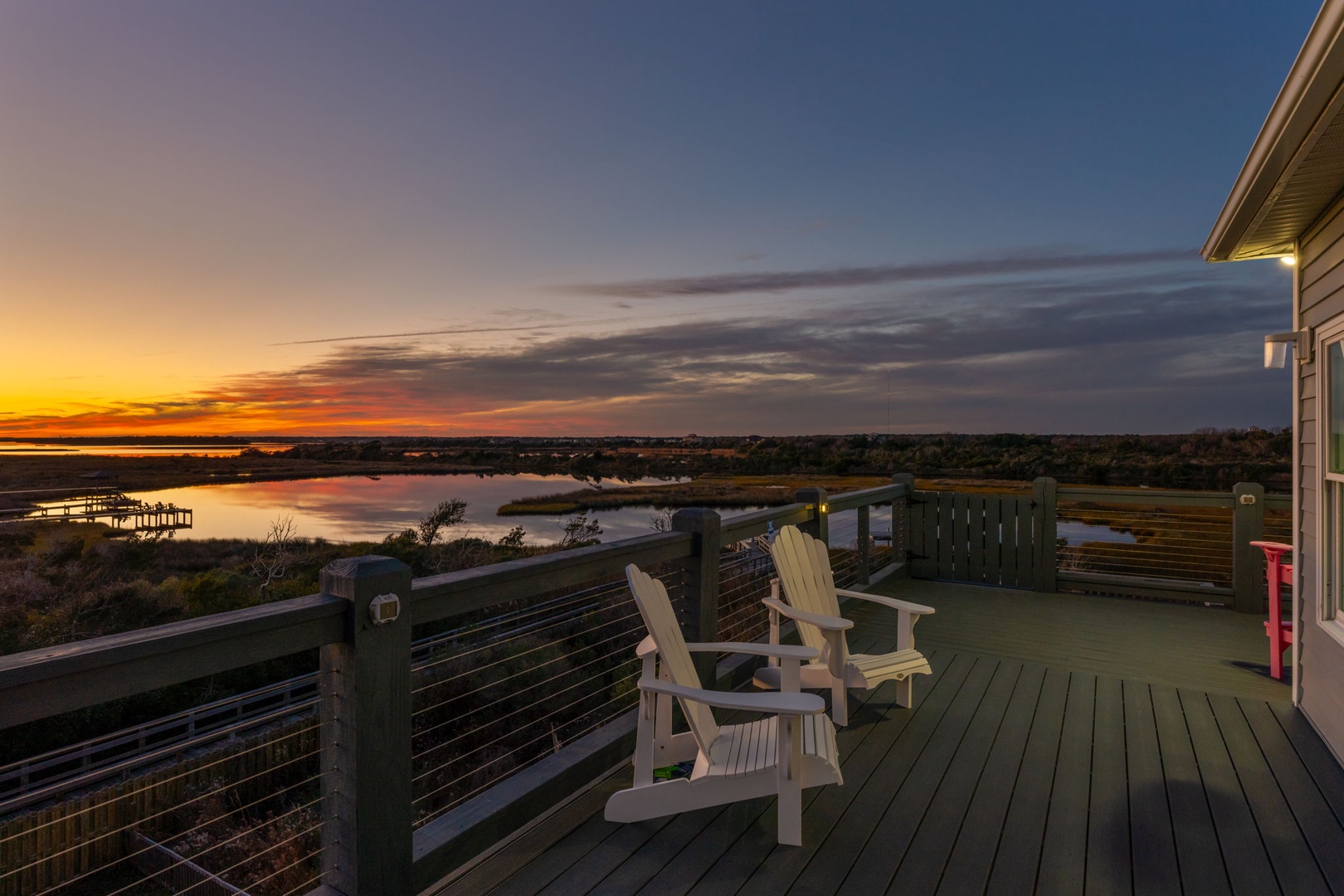 3627 Island Drive sales-listing photo 16
