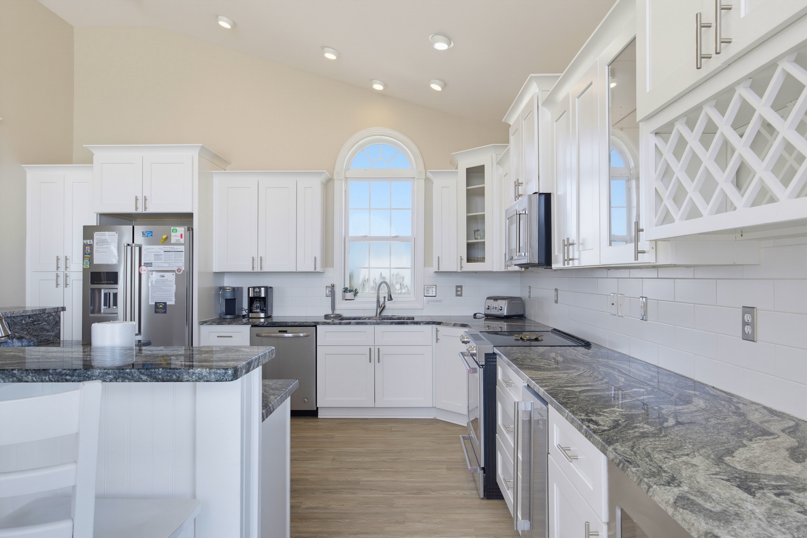 Kitchen White Cabinets