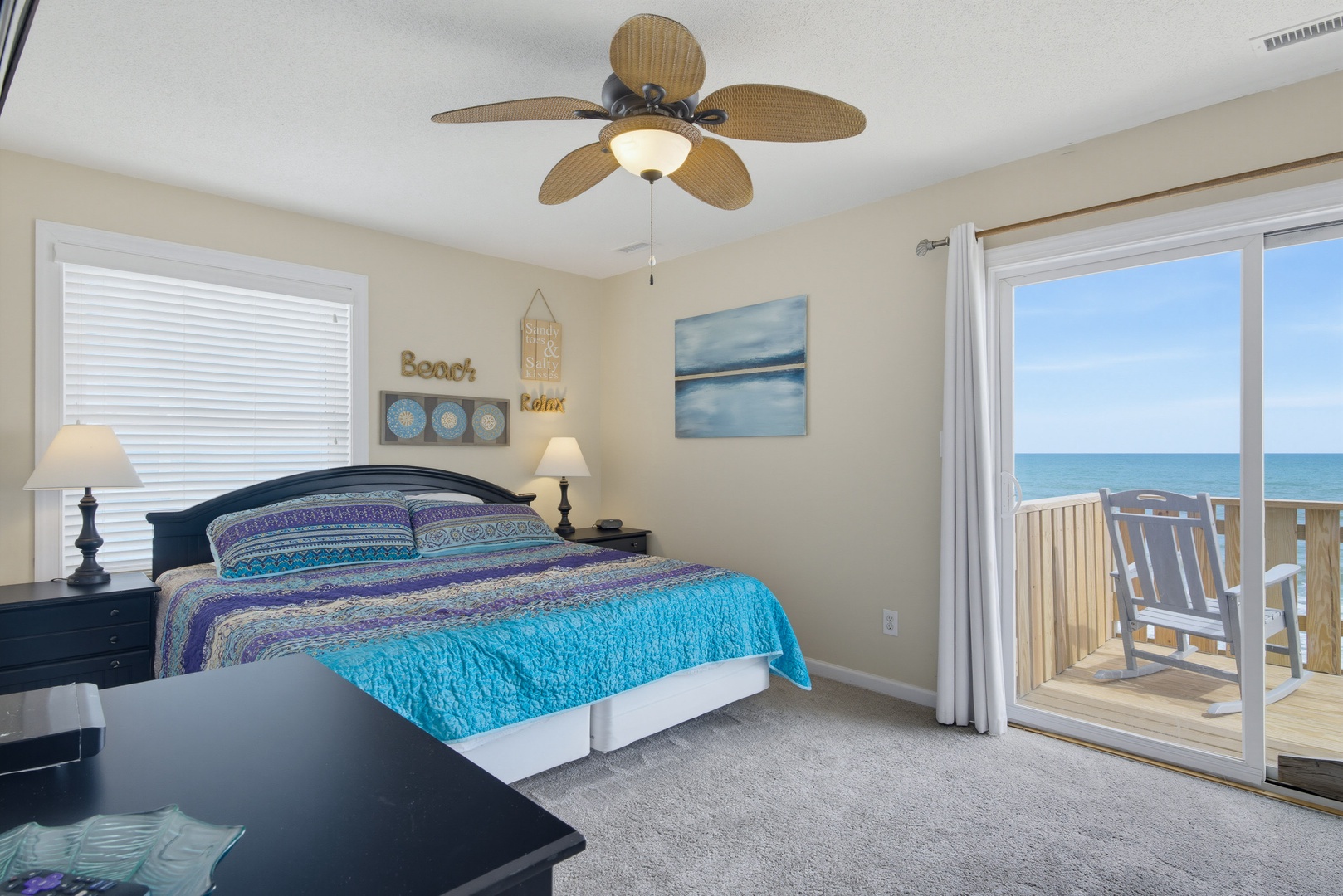 Oceanfront king bedroom