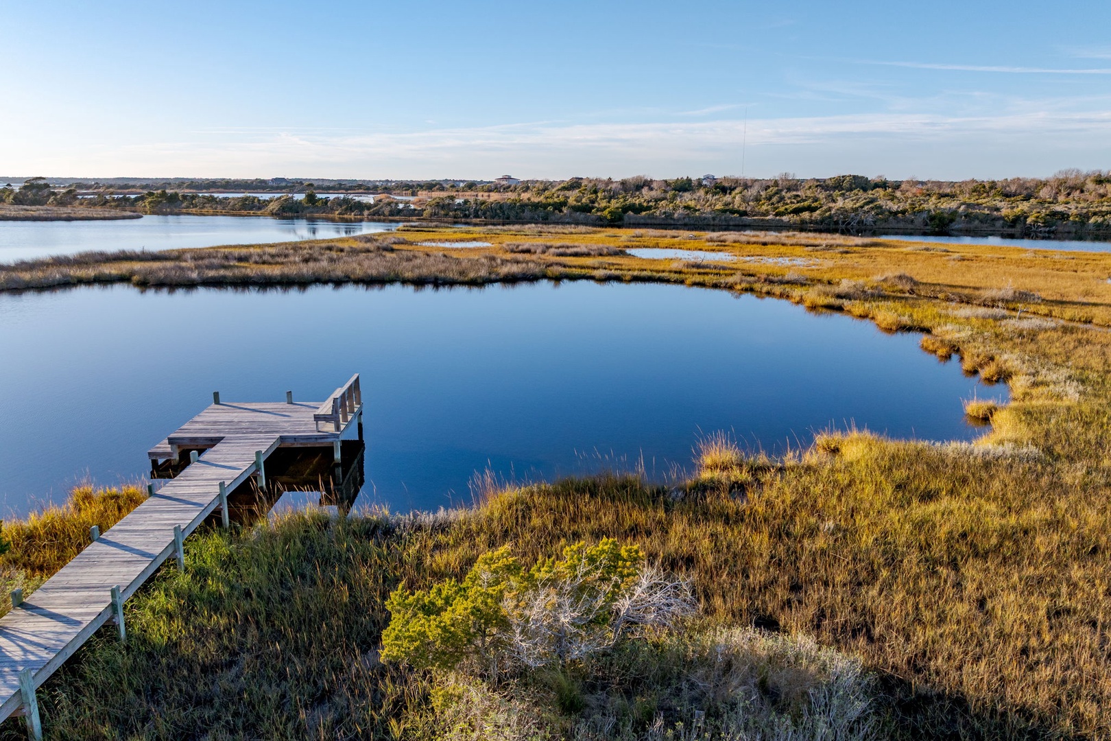 3627 Island Drive sales-listing photo 52