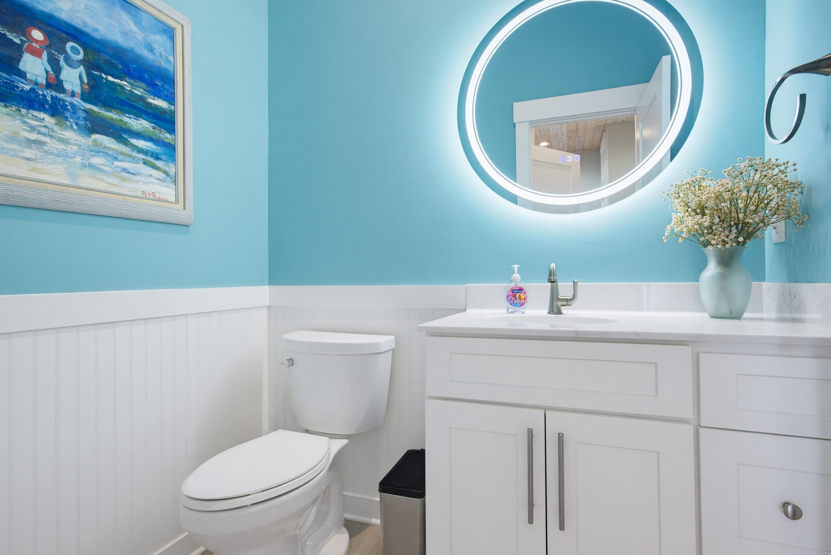 Small bathroom vanity
