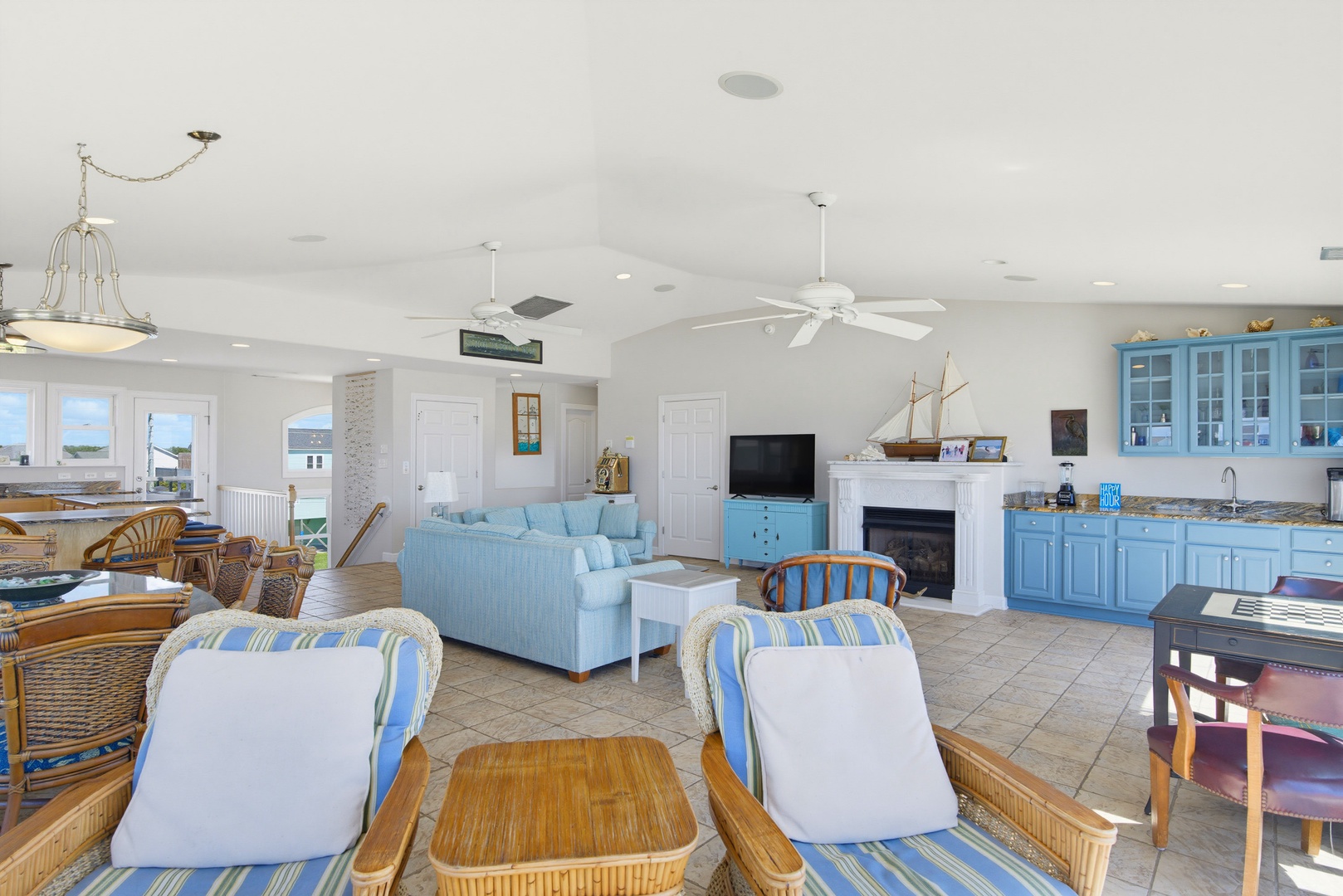 Living Room And Bar