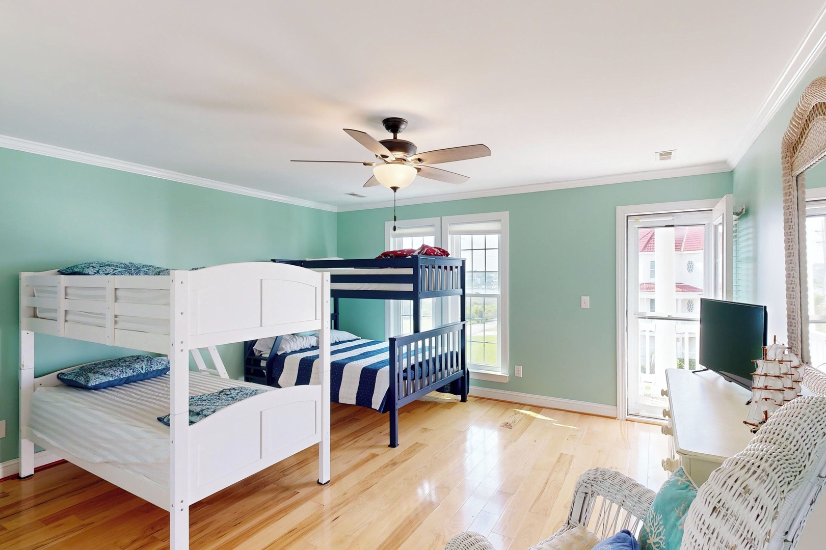 306 Marina Way photo 59