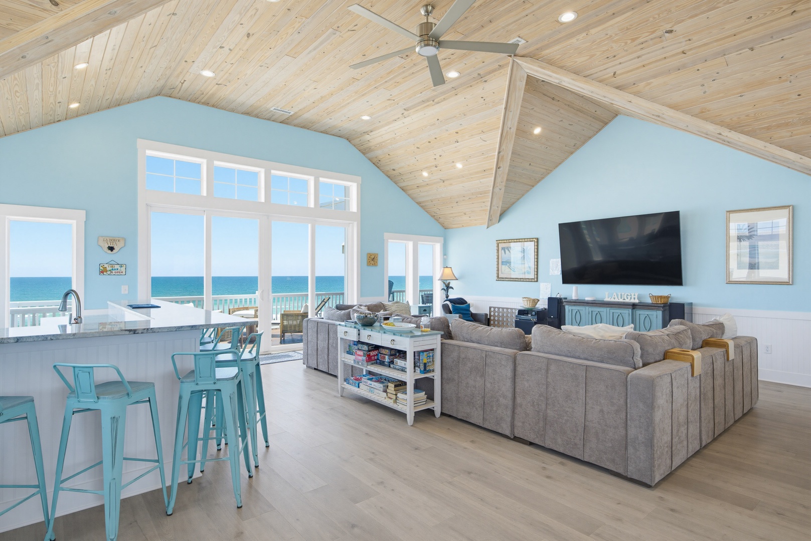 Living kitchen view