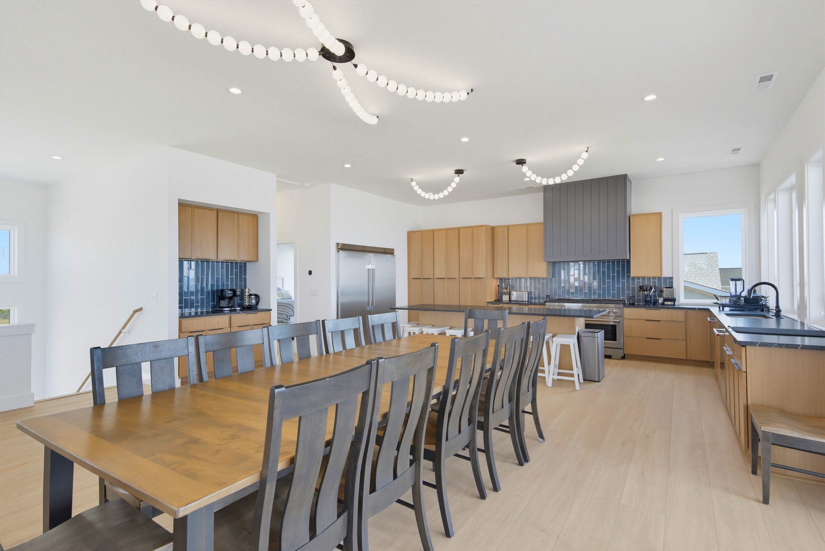 Open Kitchen Dining