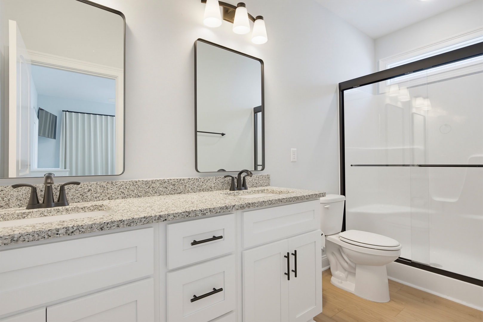 Bathroom vanity