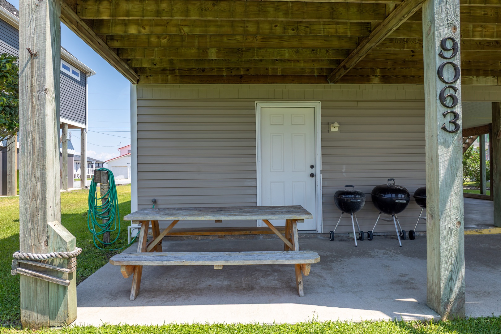 Outdoor Dining and Grill