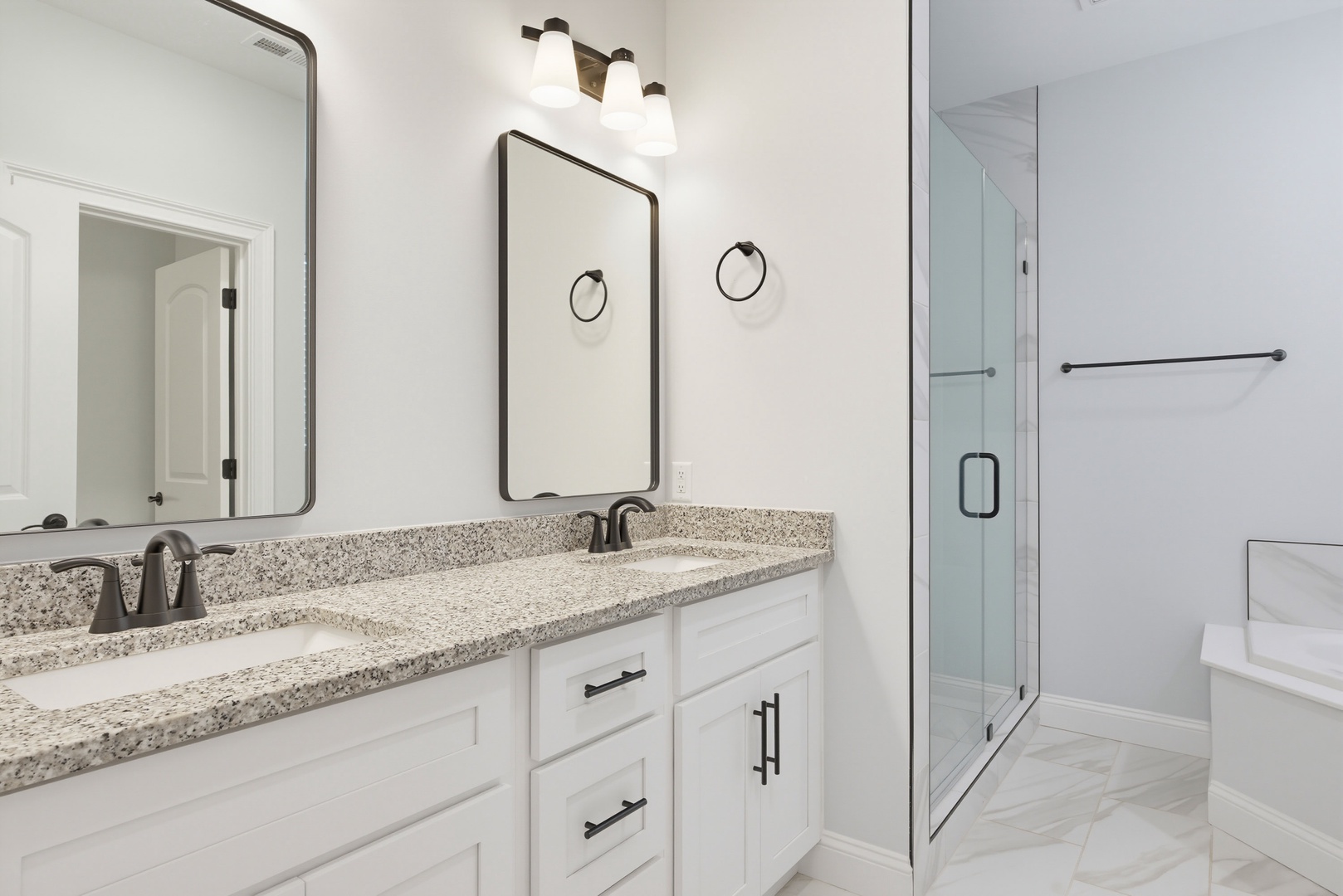 Double vanity bathroom