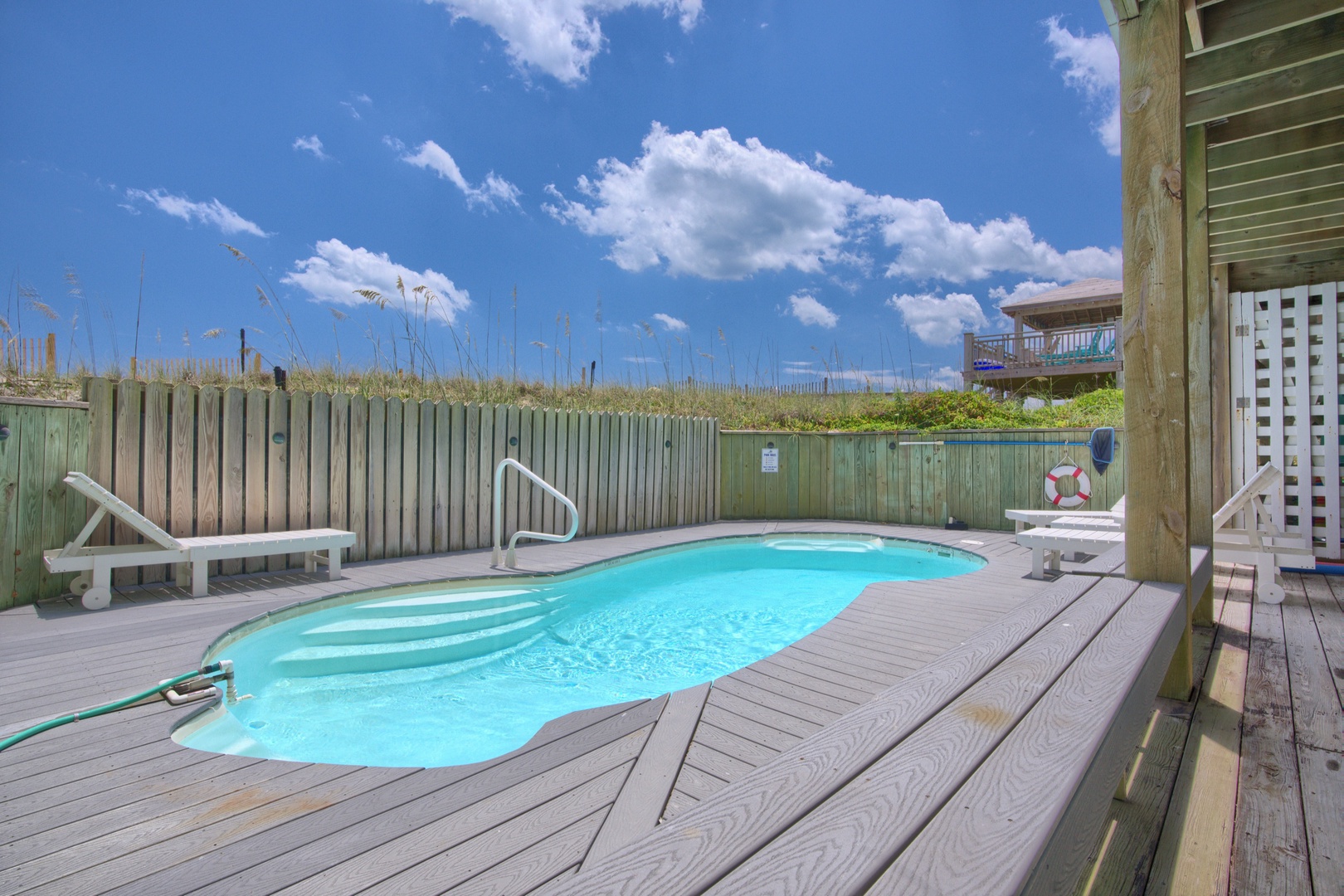 Private pool