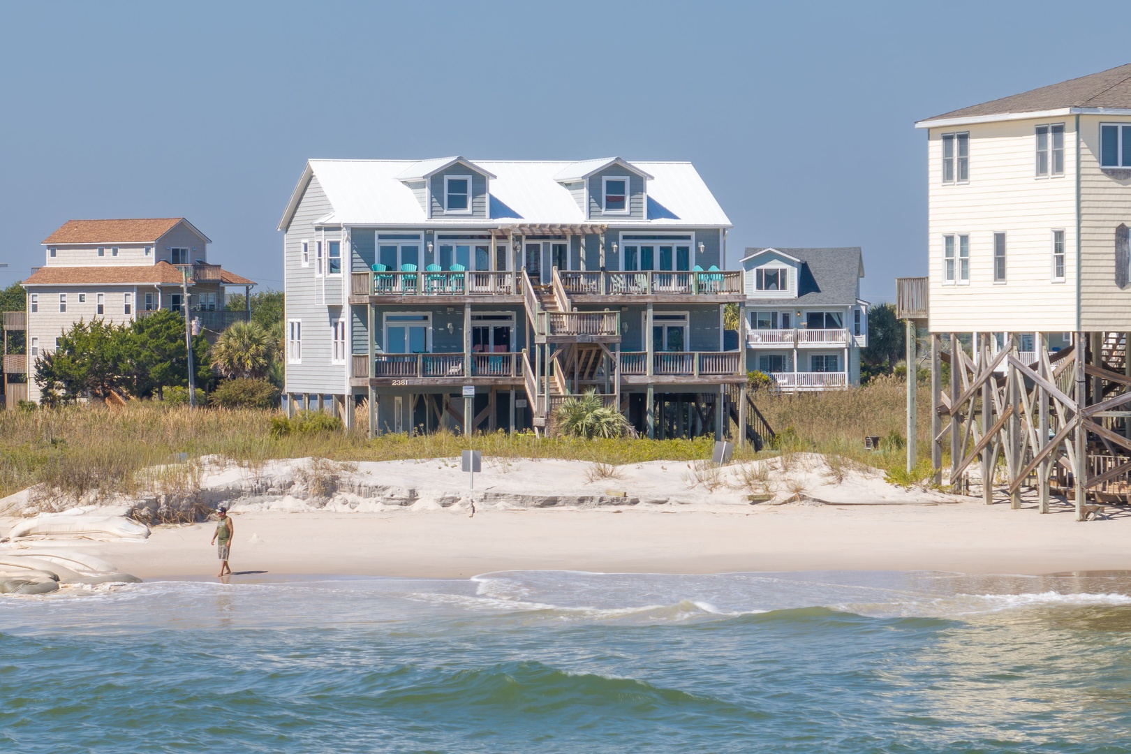 Beachside Exterior