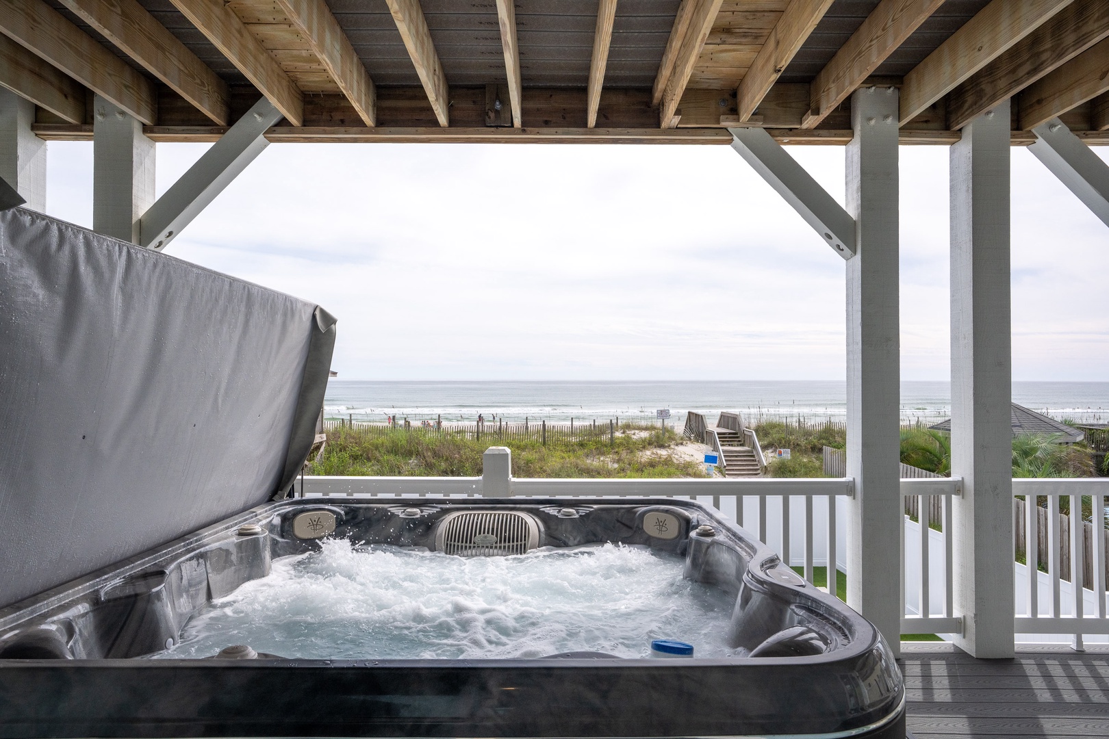 Hot tub ocean view