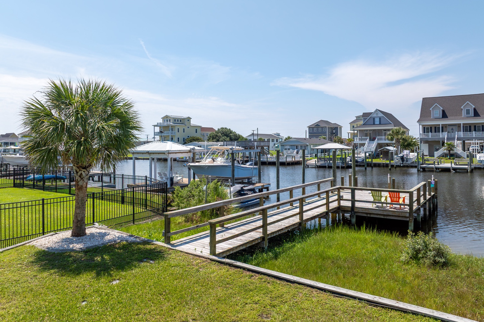 Canalfront Dock