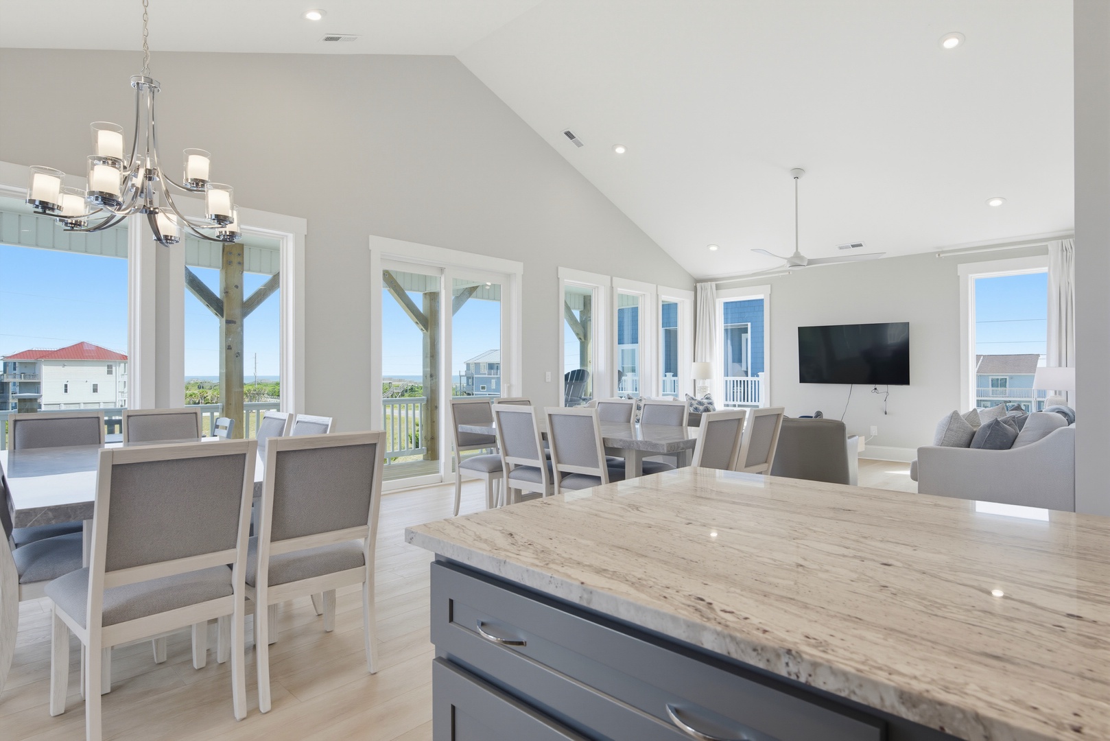 Open Kitchen Dining