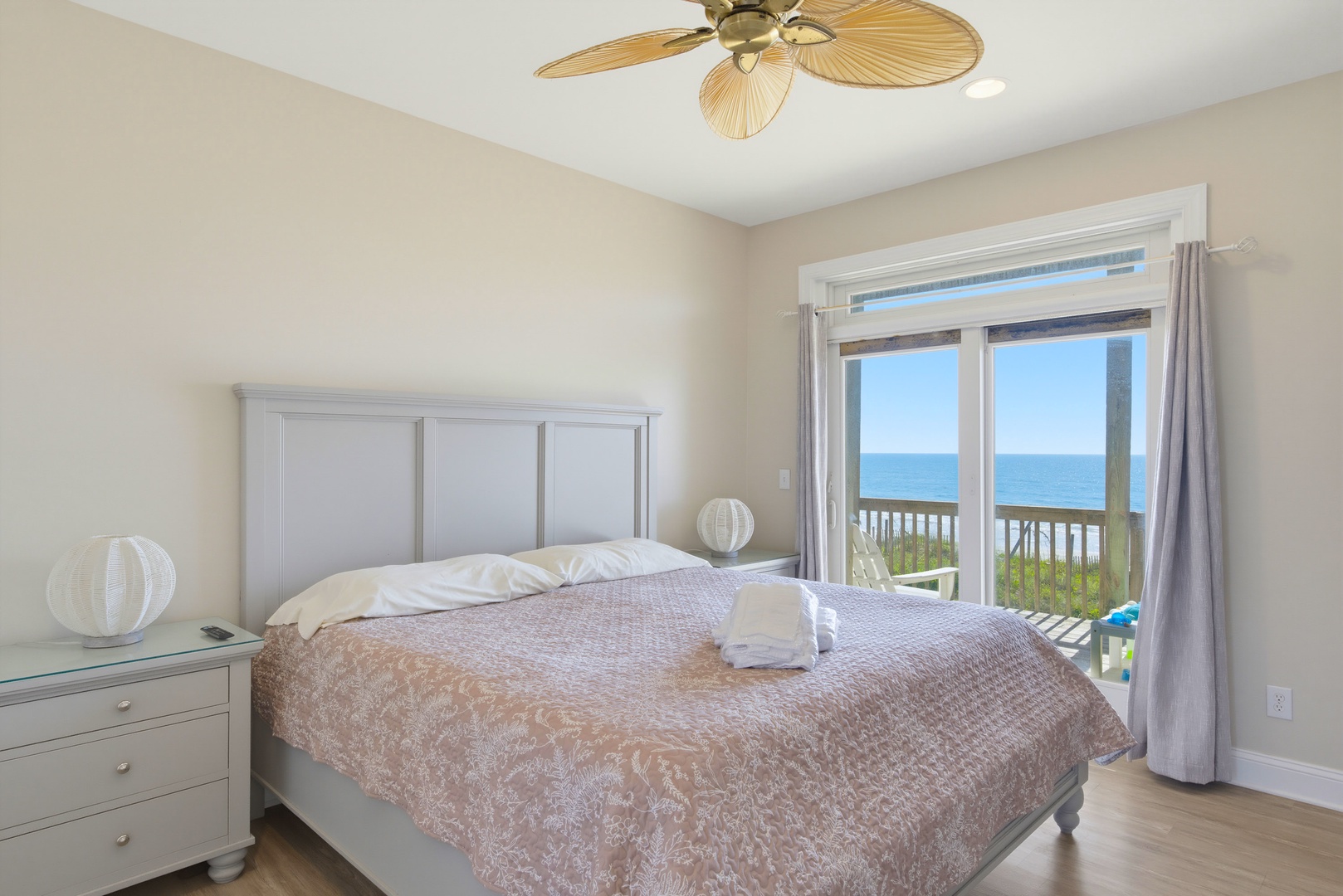 Coral Quilt Bedroom