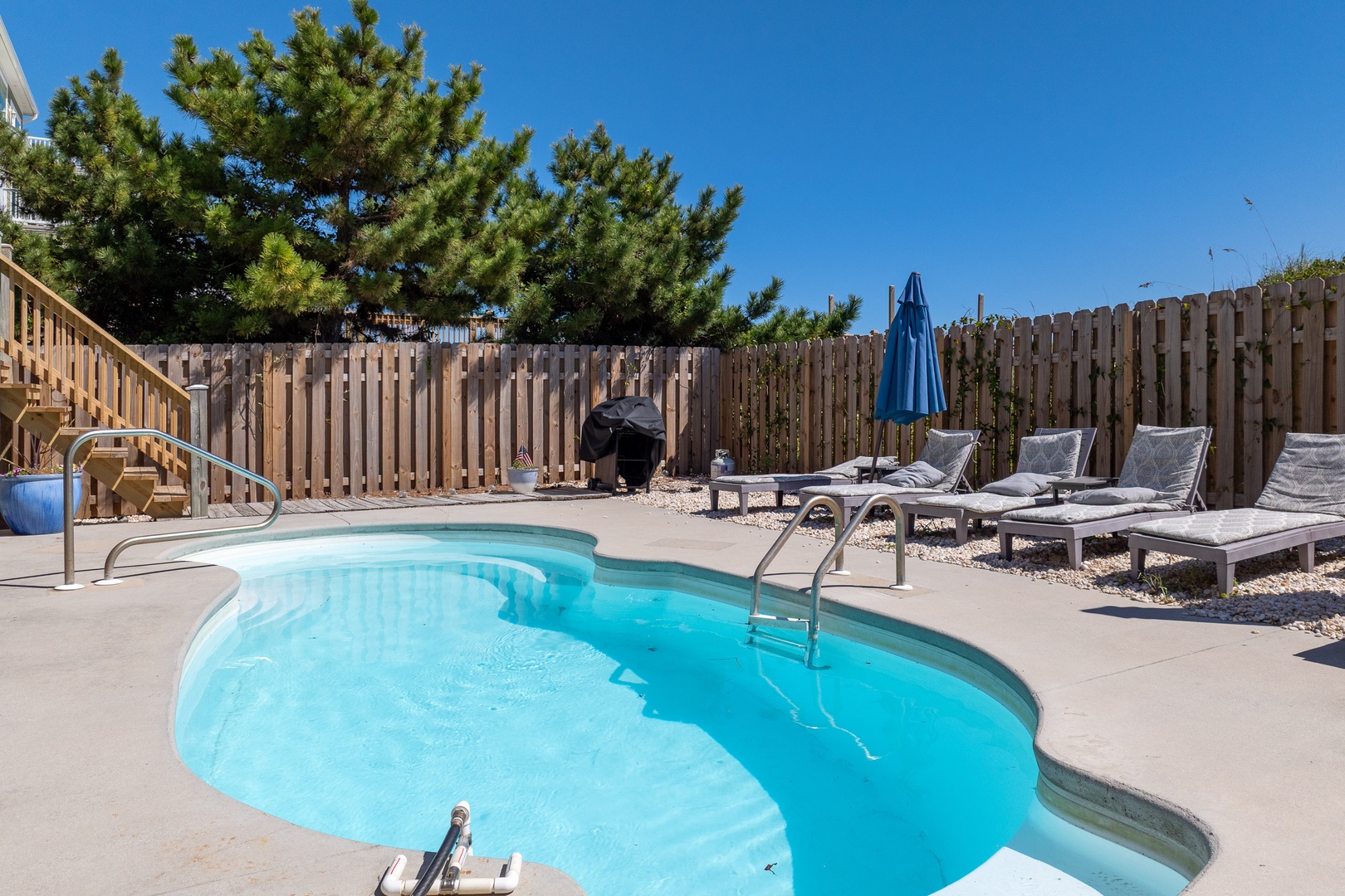 Private Pool
