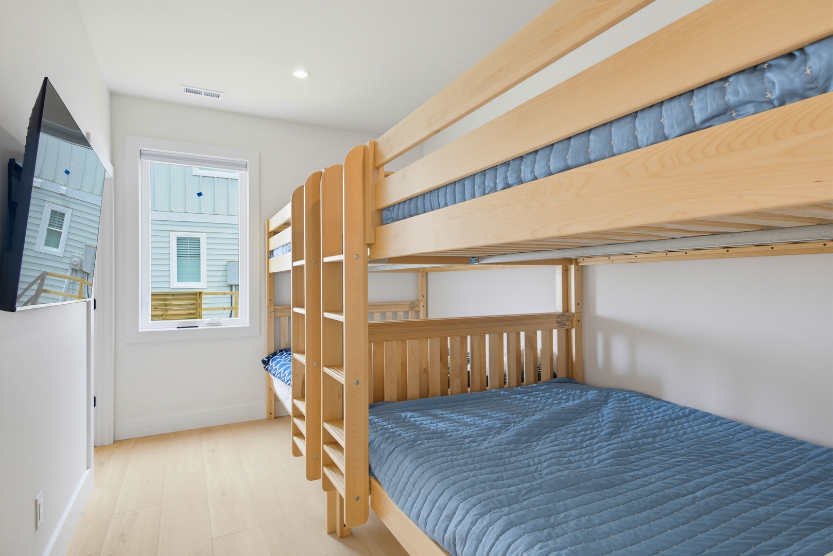 Bunk Bedroom