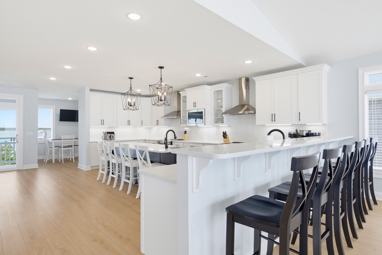 Kitchen bar seating