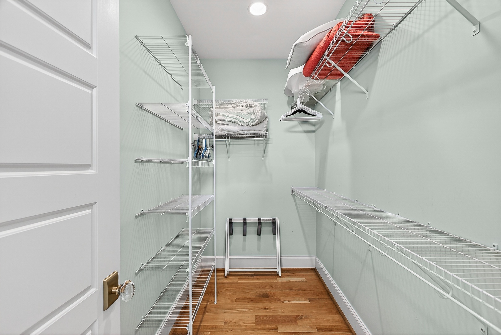 Walk-in closet