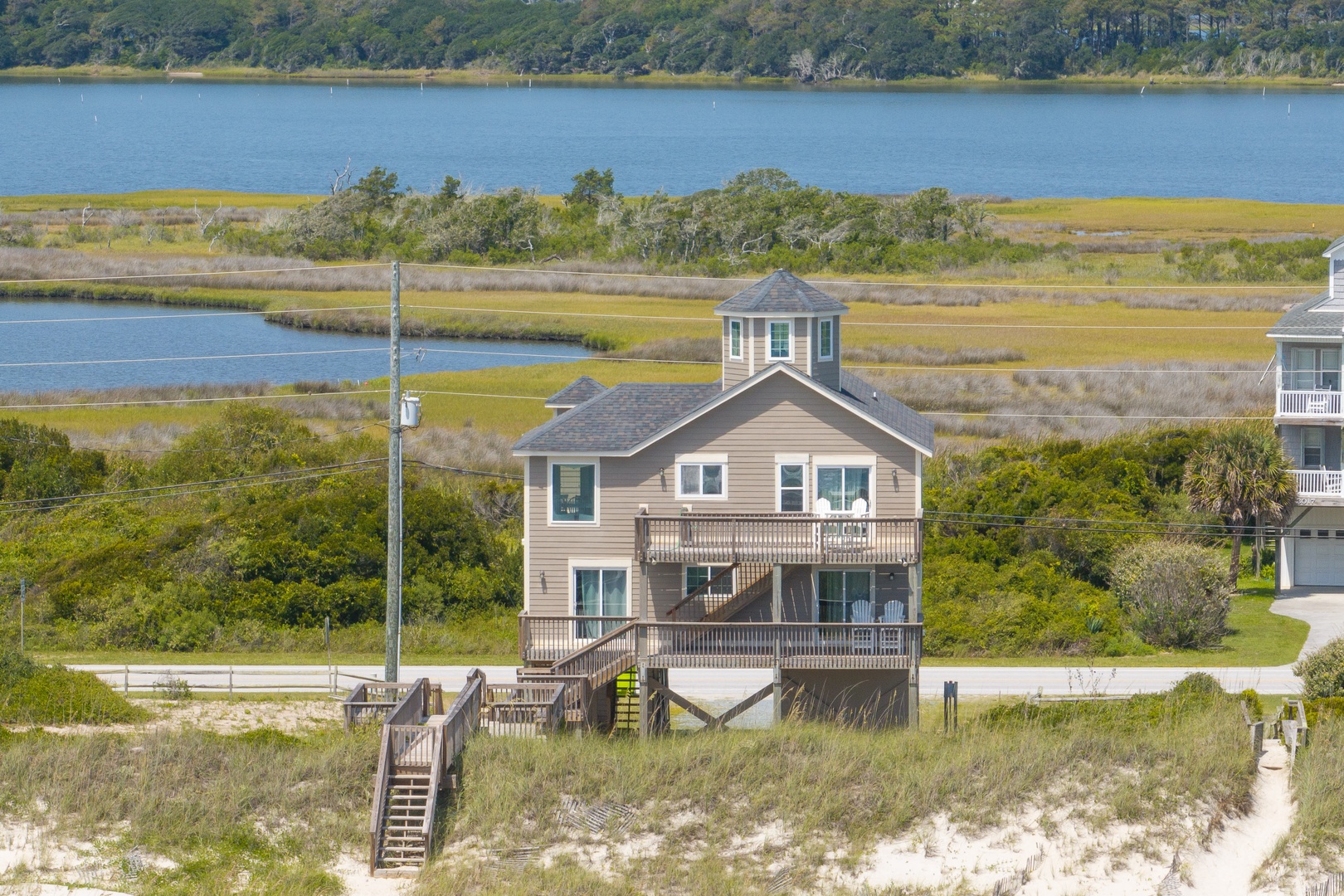Home and Waterway Setting