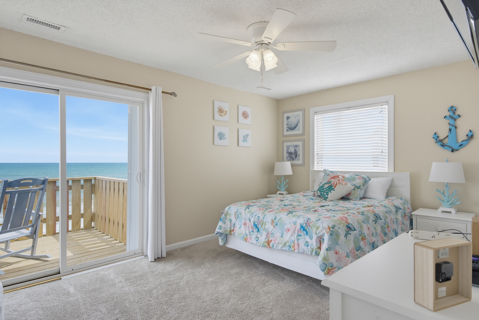 Oceanfront queen bedroom