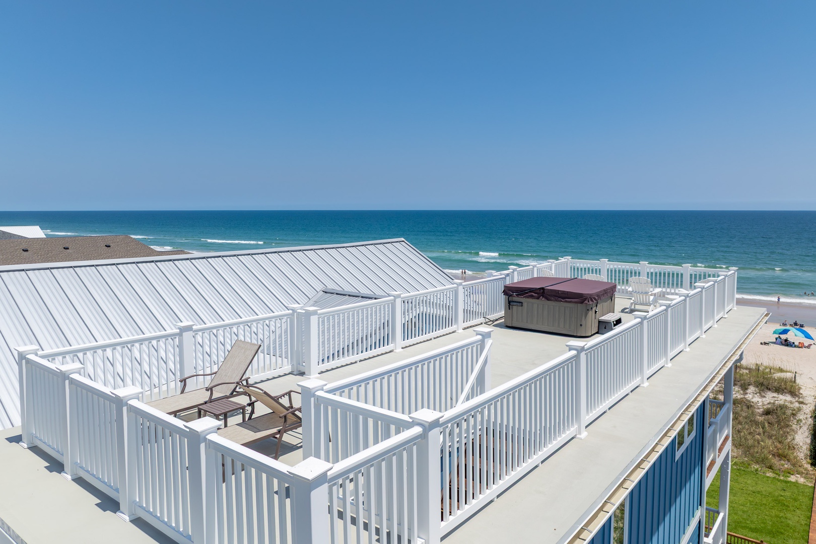 Rooftop deck view