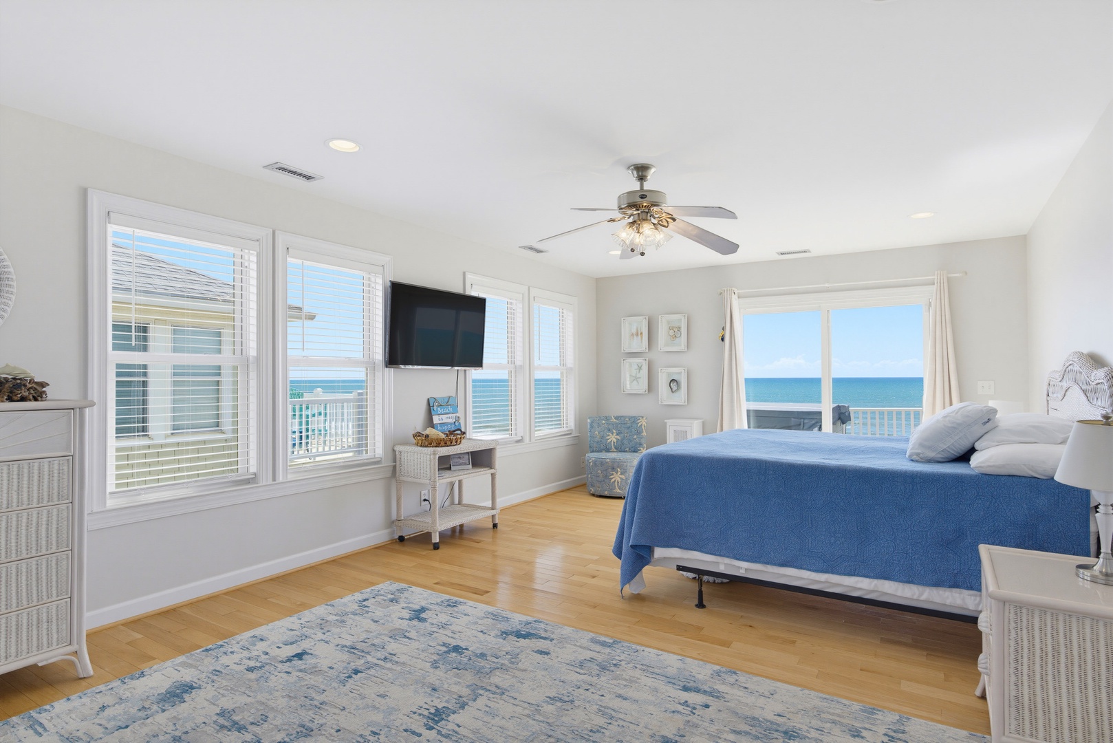 Primary Oceanfront Bedroom